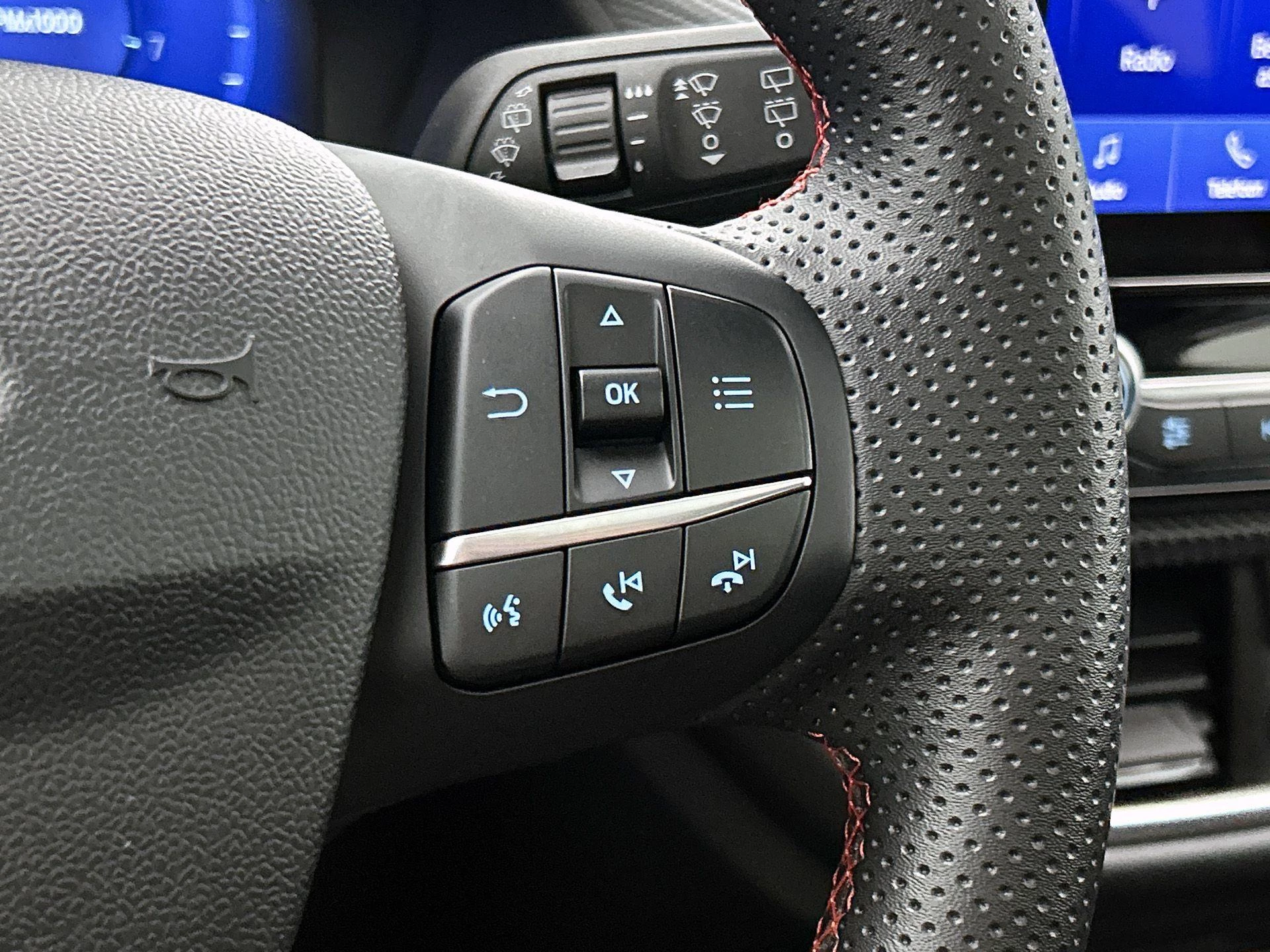 Ford Puma 1.0 EcoBoost Hybrid ST-Line X