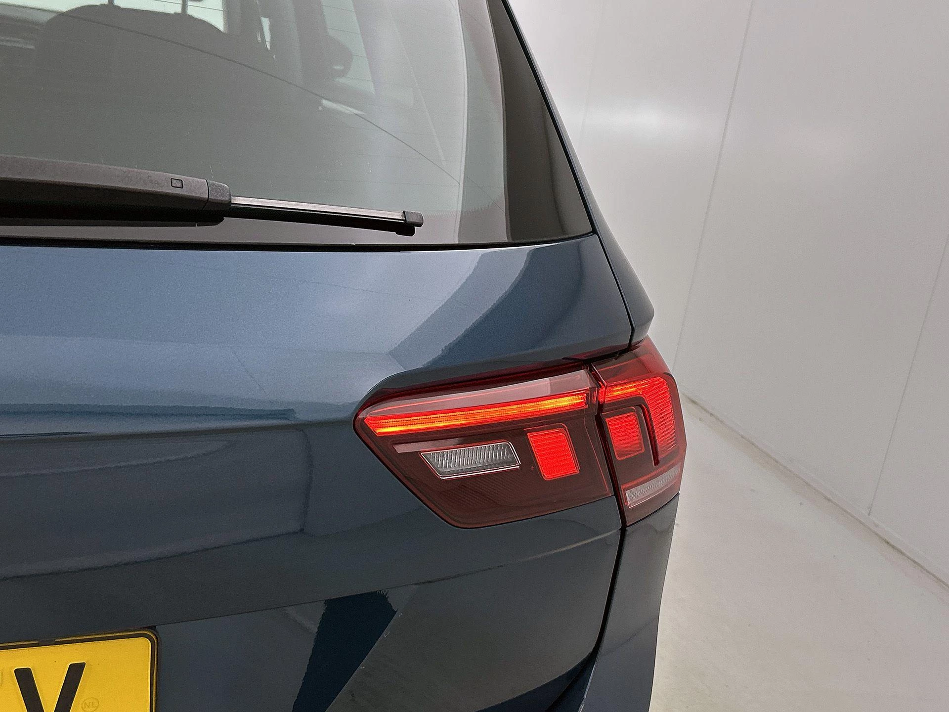 Volkswagen-Tiguan-image-27