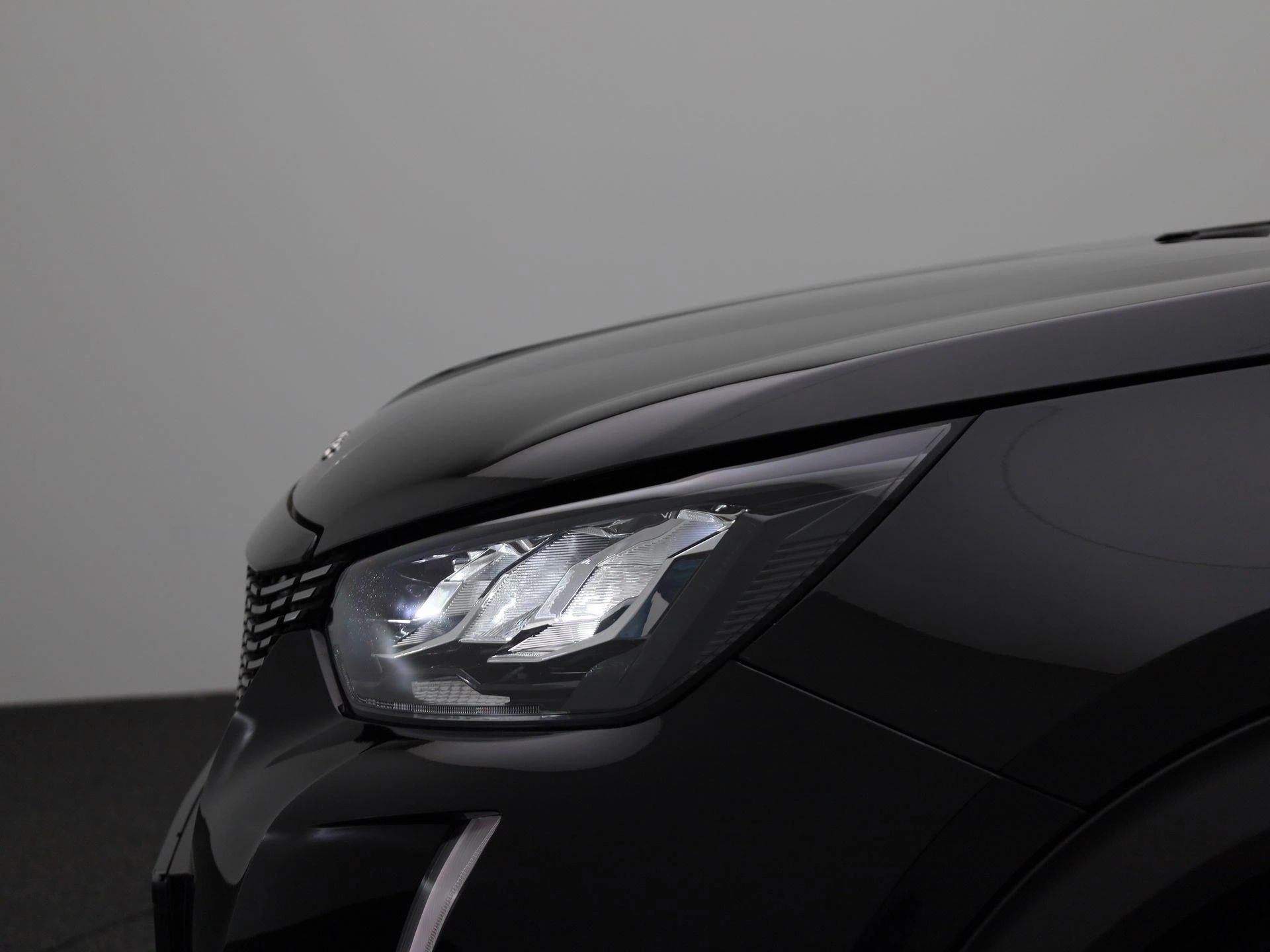 Peugeot-2008-image-14