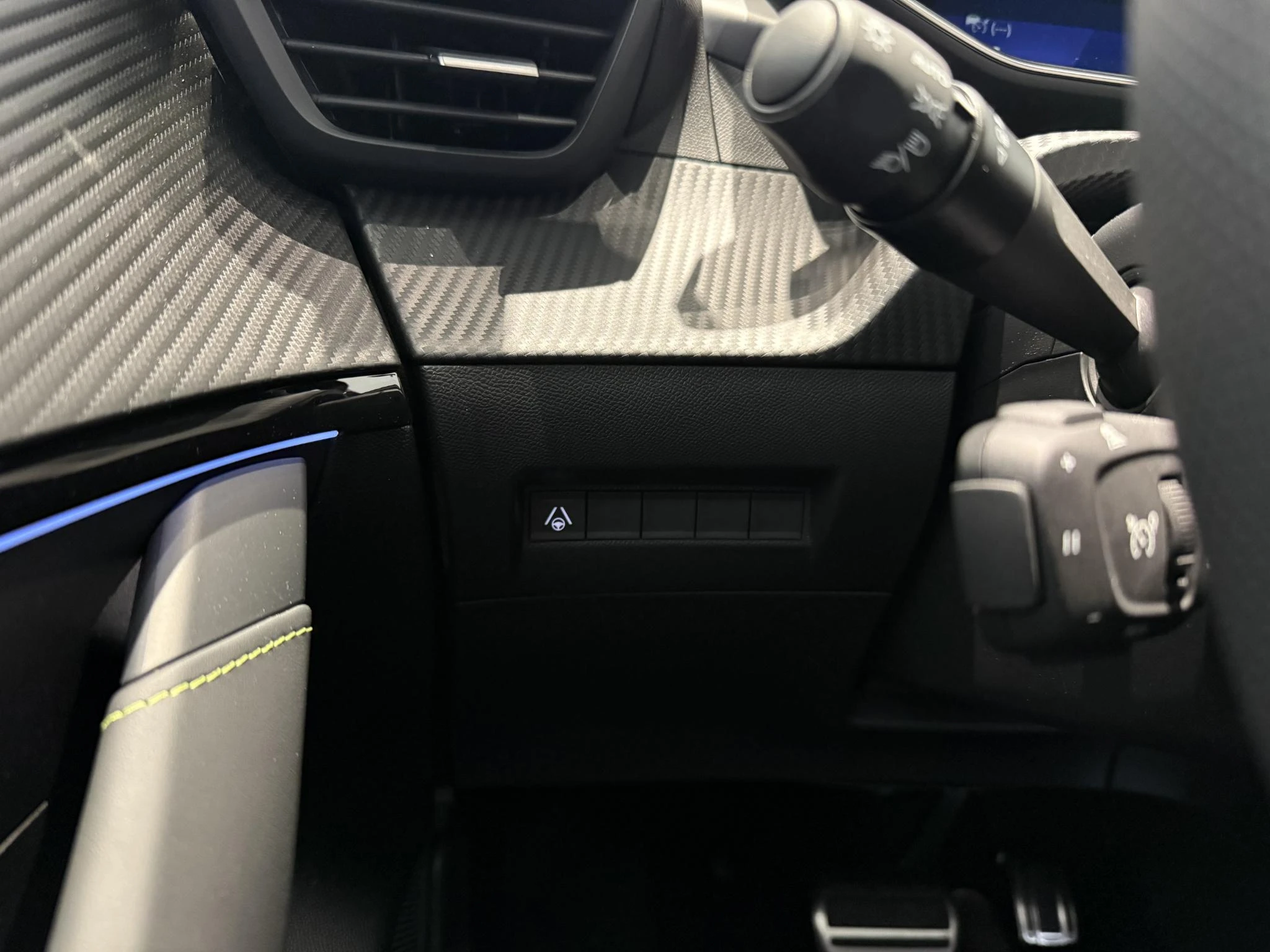 Peugeot-208-image-14