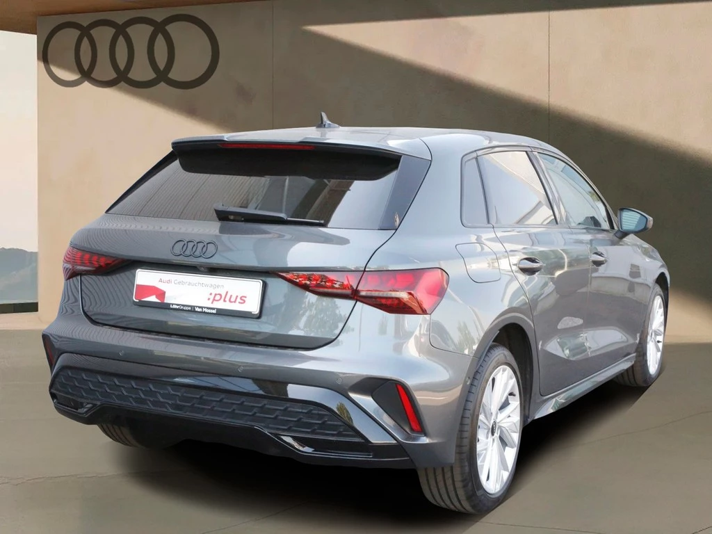 Audi A3 Sportback 40 TFSI e S line 18"|NAVI+VC|PANO|SHZ|
