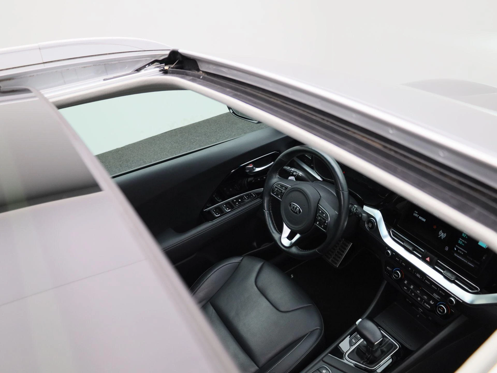 Kia-Niro-image-42