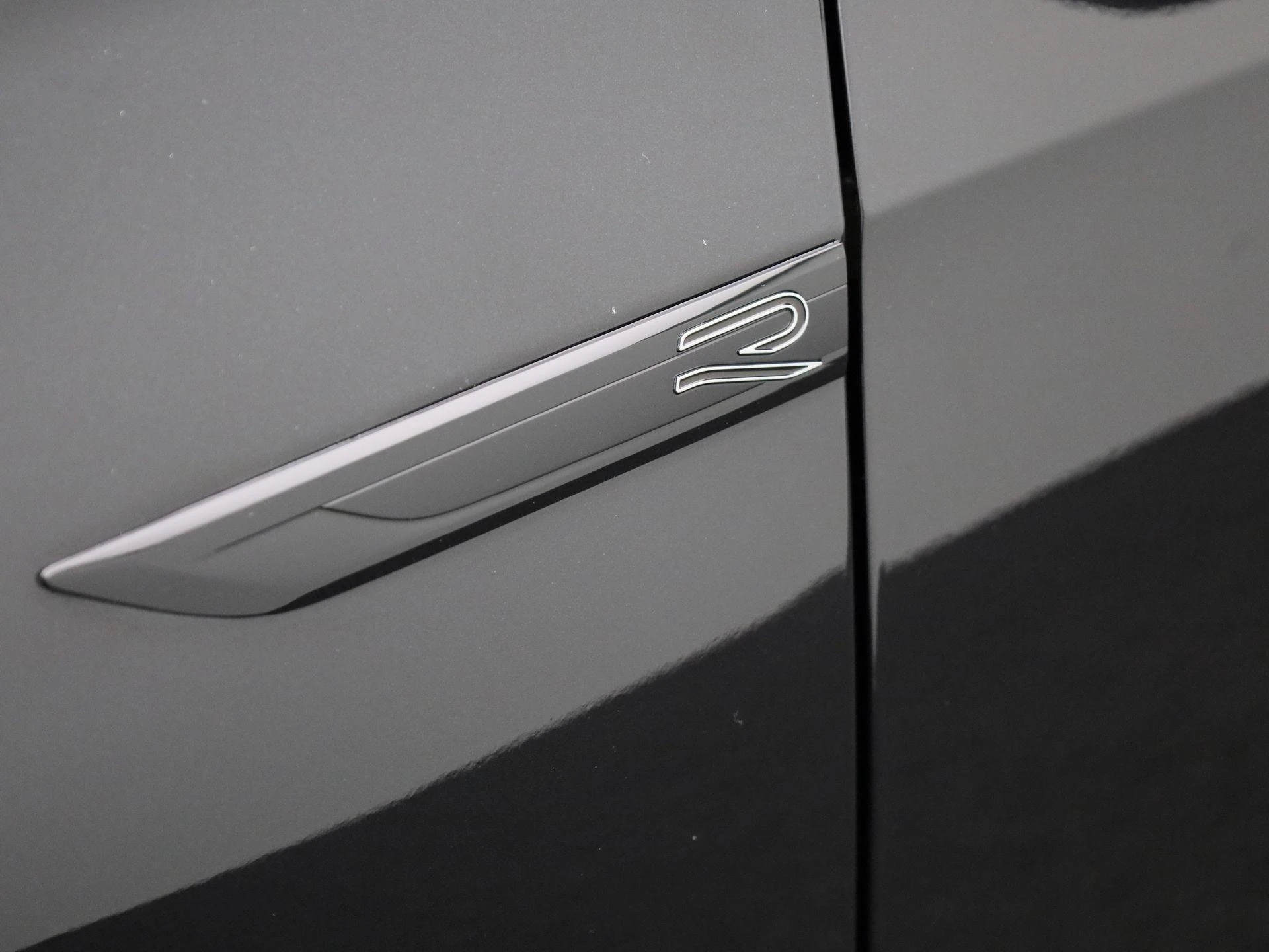 Volkswagen-Golf-image-16
