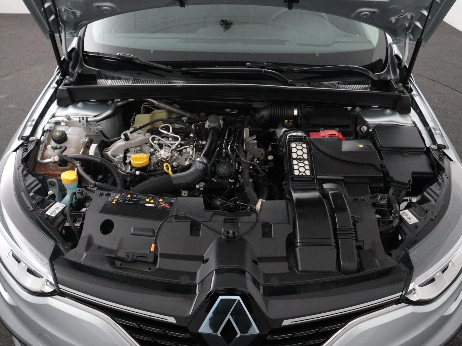 Renault-Mégane Estate-image-18