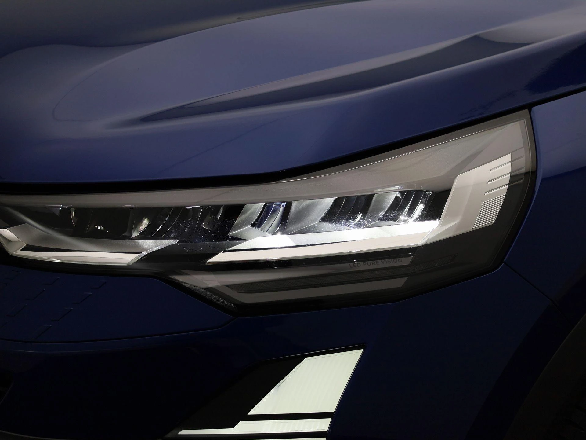Renault-Captur-image-12