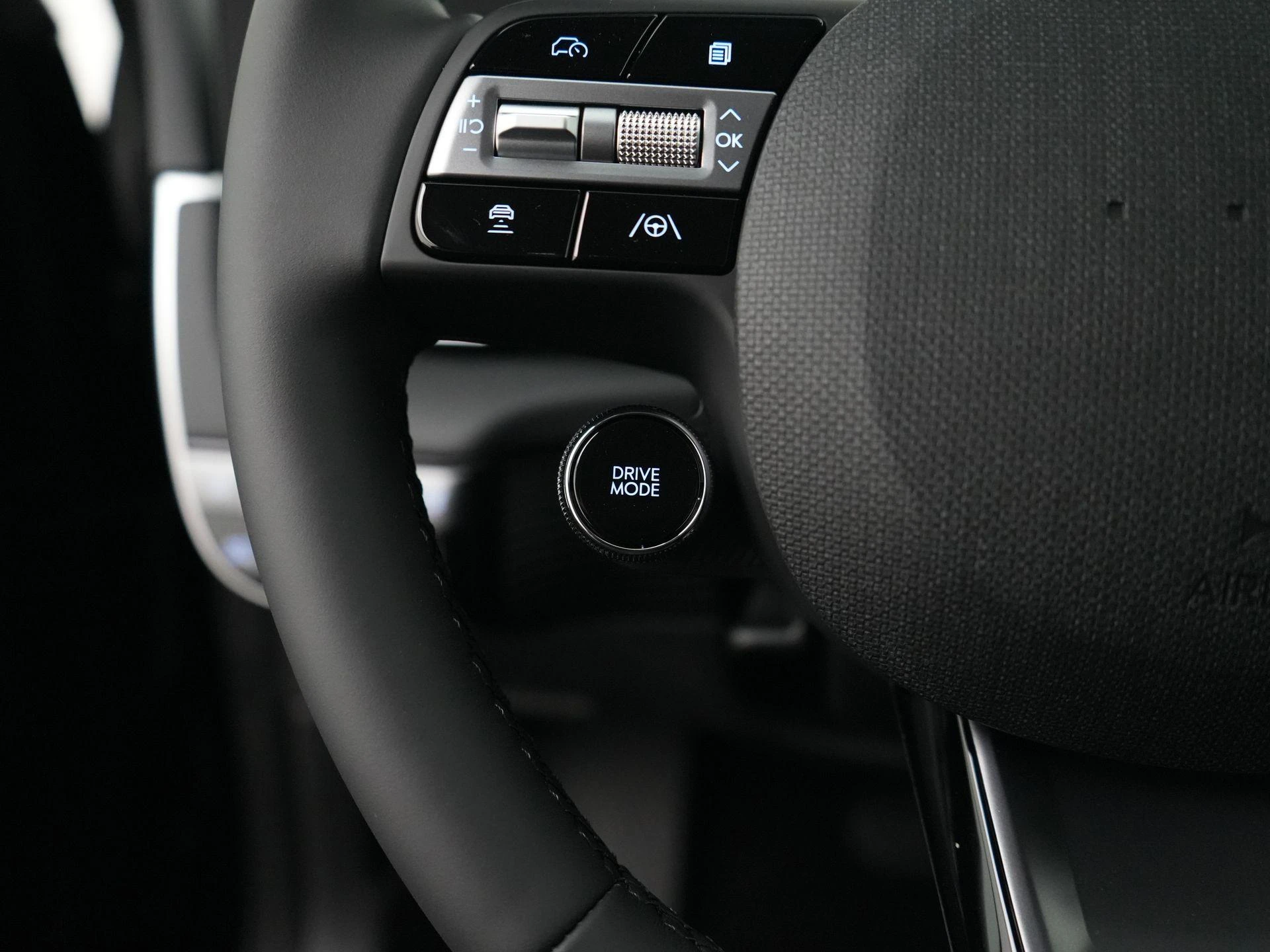Hyundai-IONIQ 5-image-16