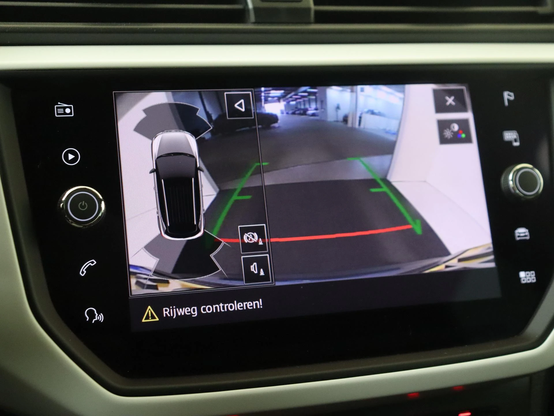 SEAT-Arona-image-19