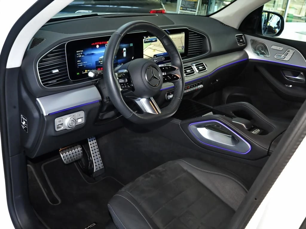 Mercedes-Benz-GLE 300 d-image-7