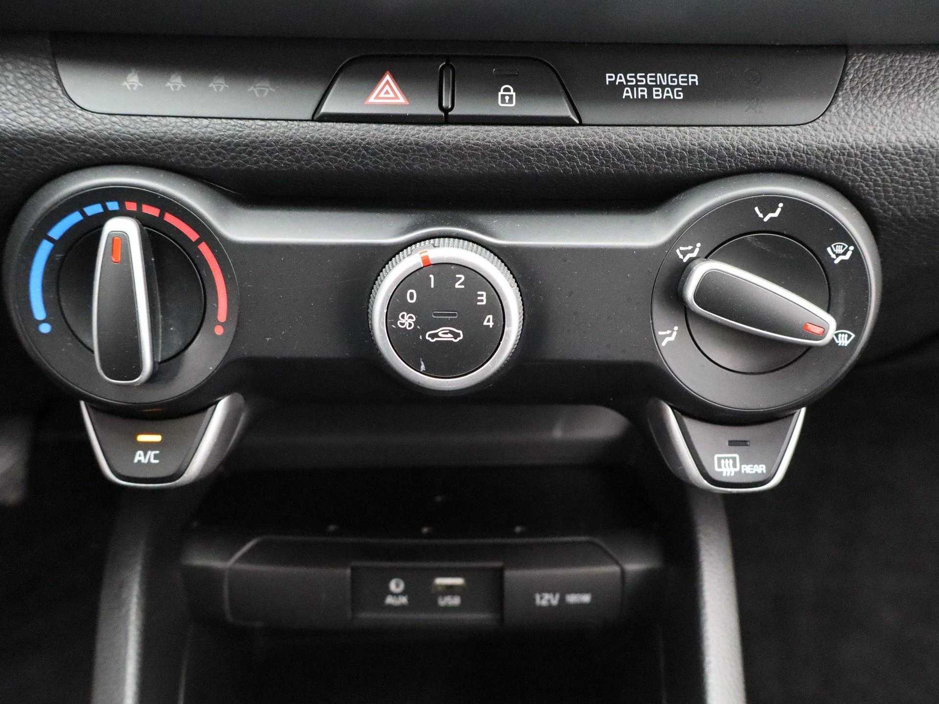 Kia-Stonic-image-17