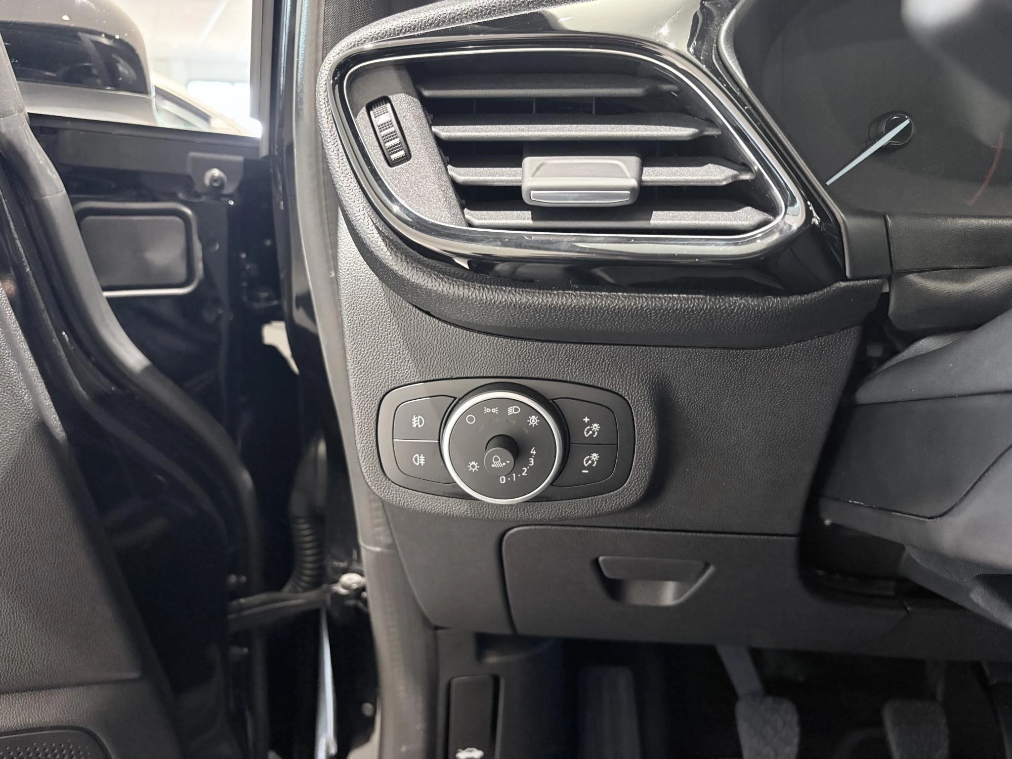 Ford-Fiesta-image-12