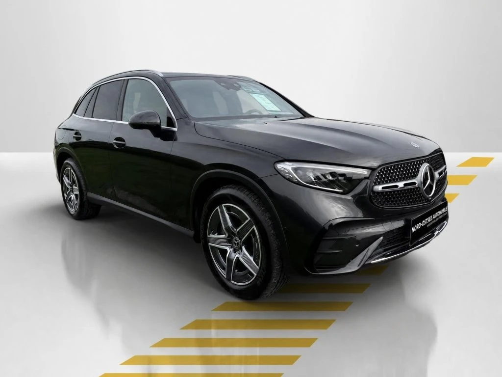 Mercedes-Benz-GLC 300 d-image-16