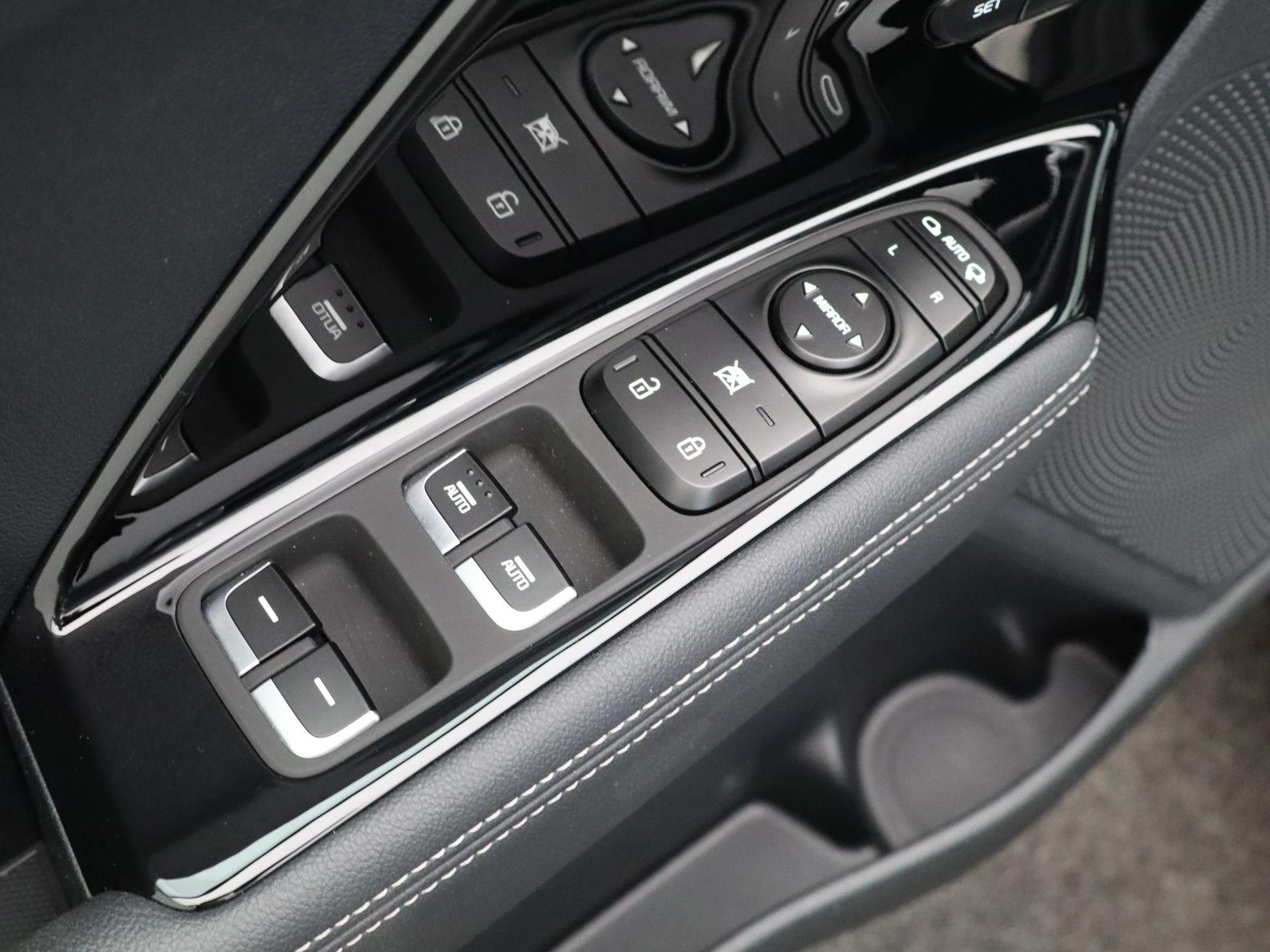 Kia-Niro-image-26