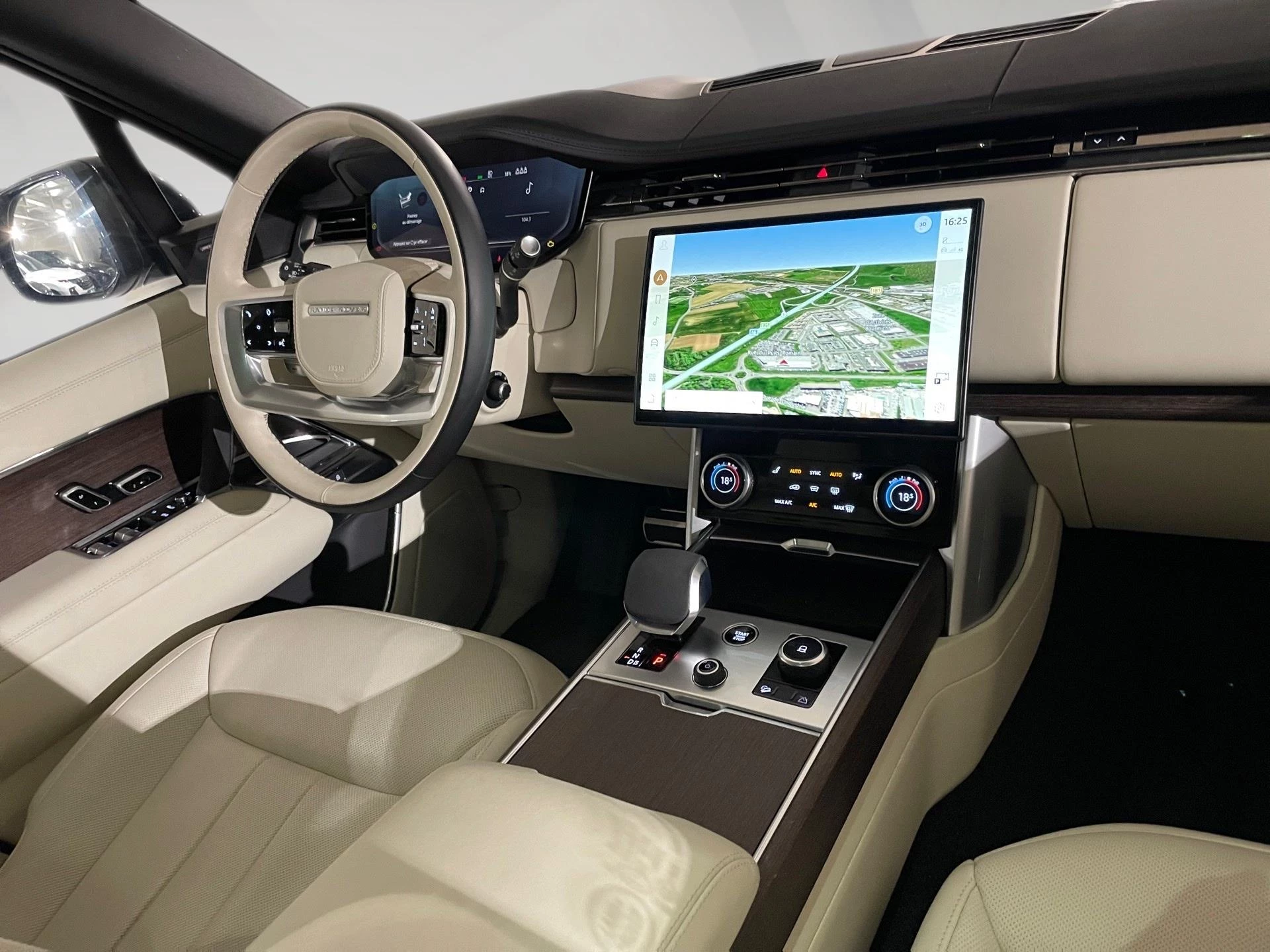 Land Rover-Range Rover-image-7