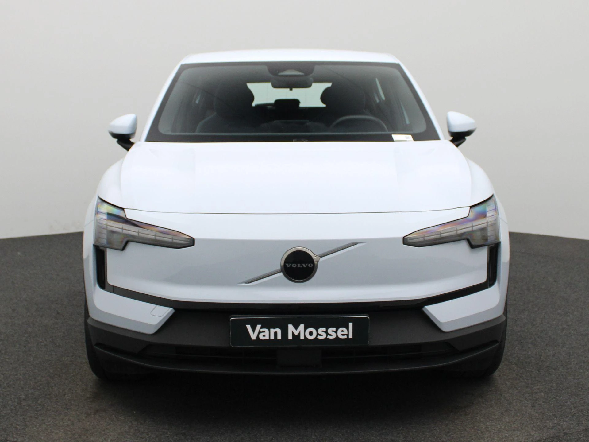 Volvo-EX30-image-2