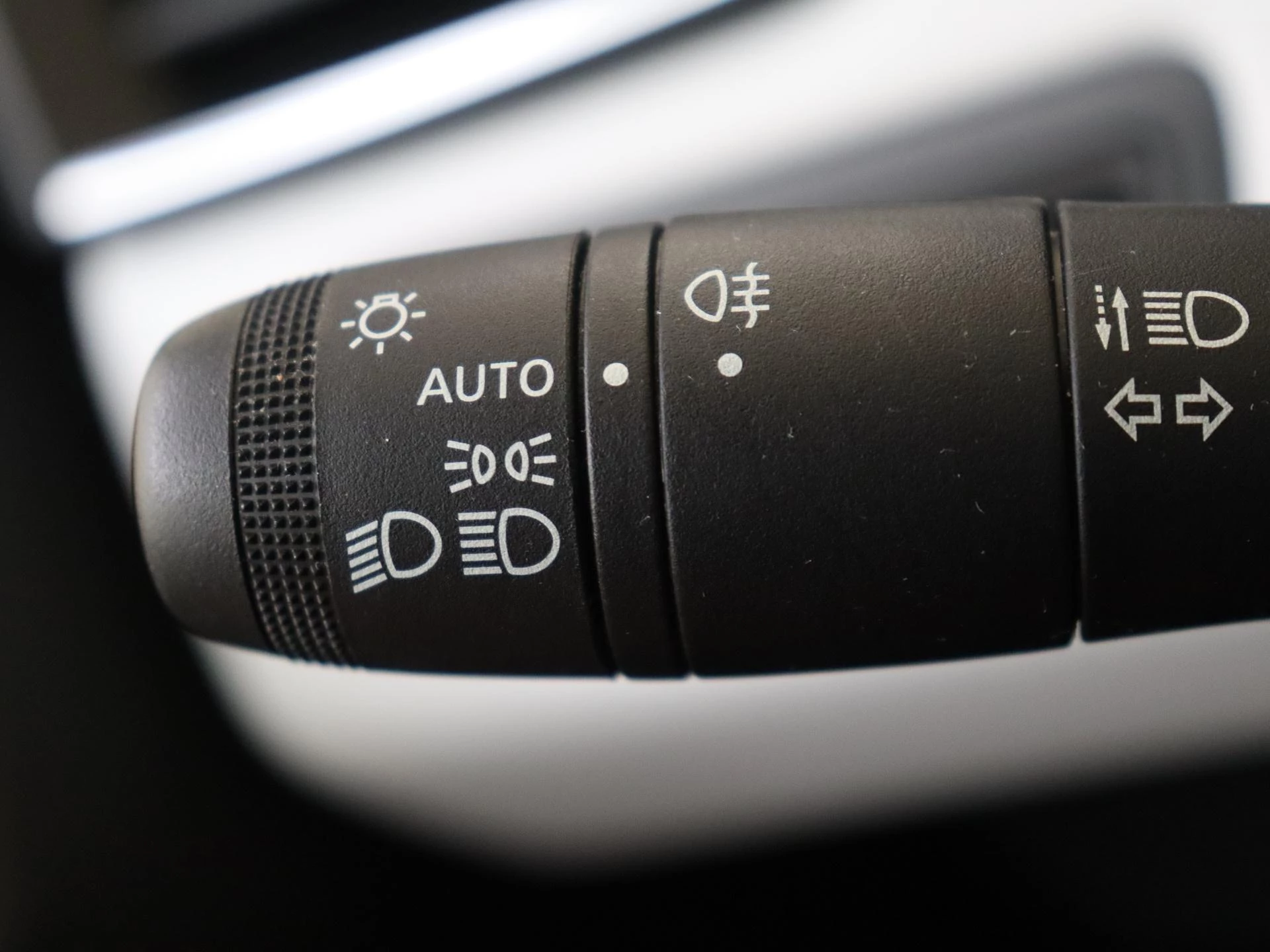 Renault-Clio-image-24