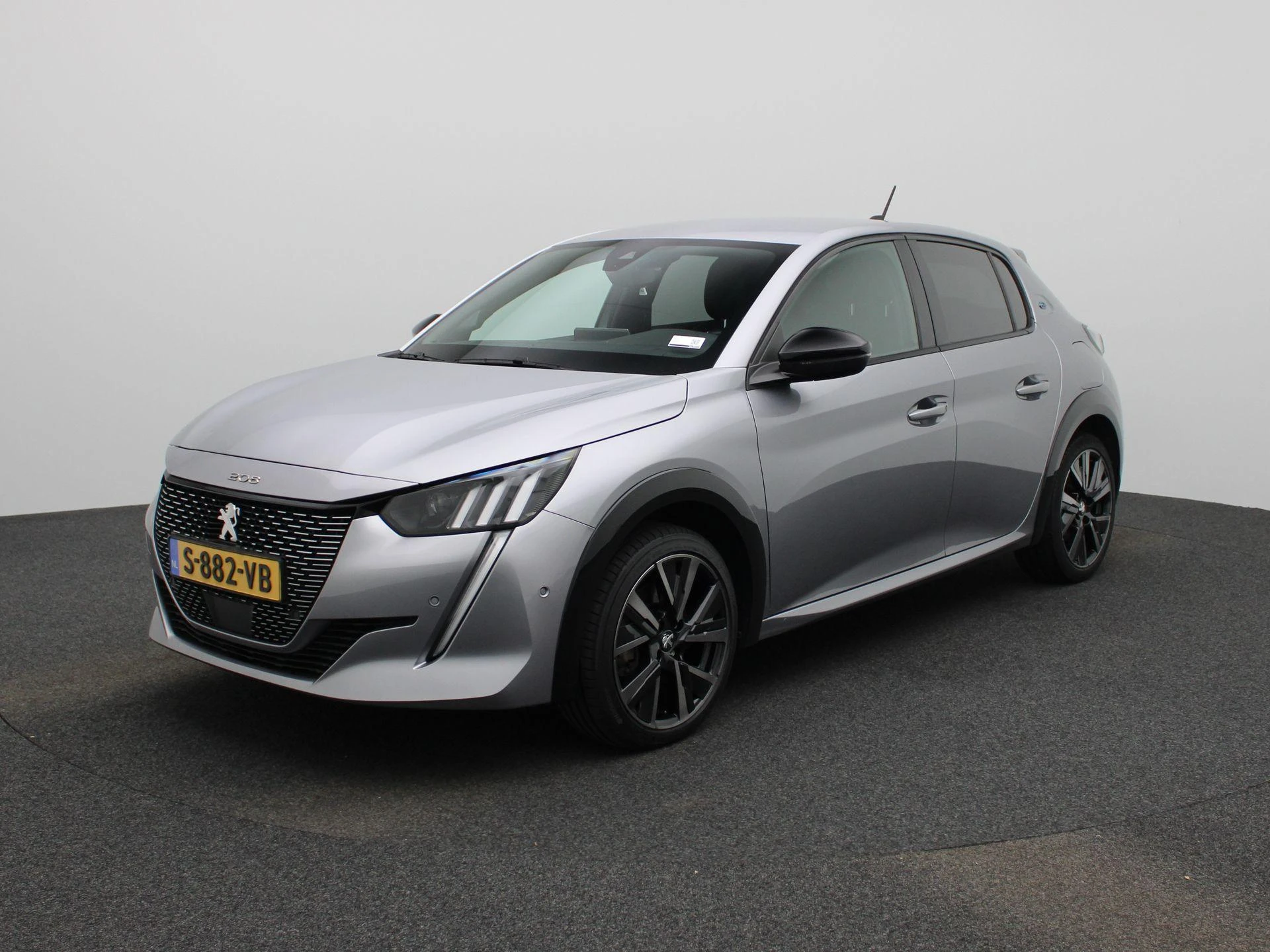 Peugeot e-208 - 1