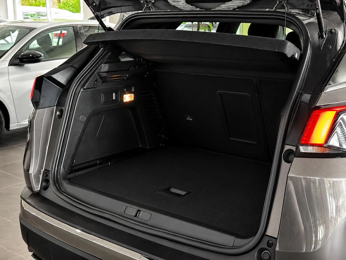 Peugeot 3008 1.2 PureTech Allure Pack Business