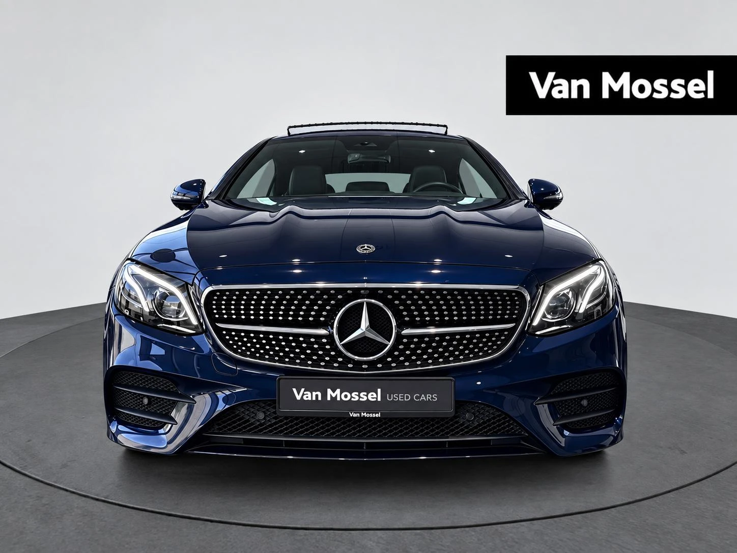 Mercedes-Benz-E-Klasse-image-1