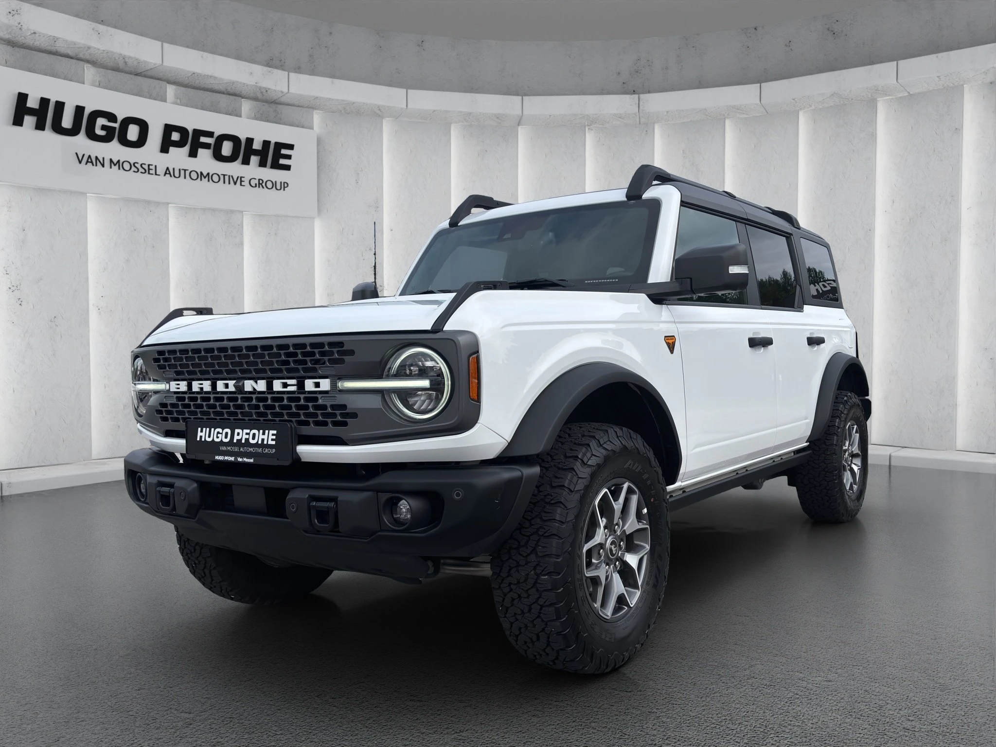 Ford-Bronco-image-0