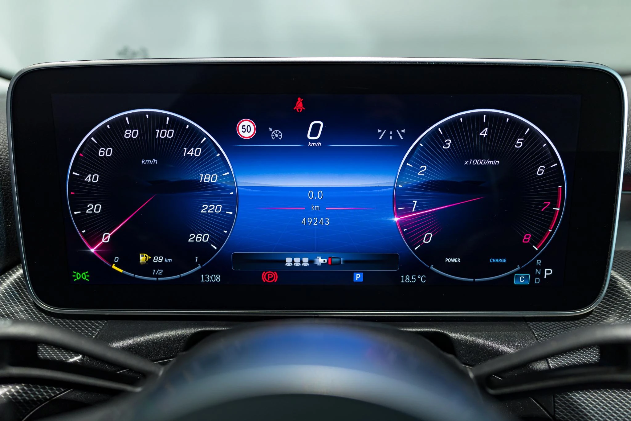 Mercedes-Benz-C-Klasse-image-24