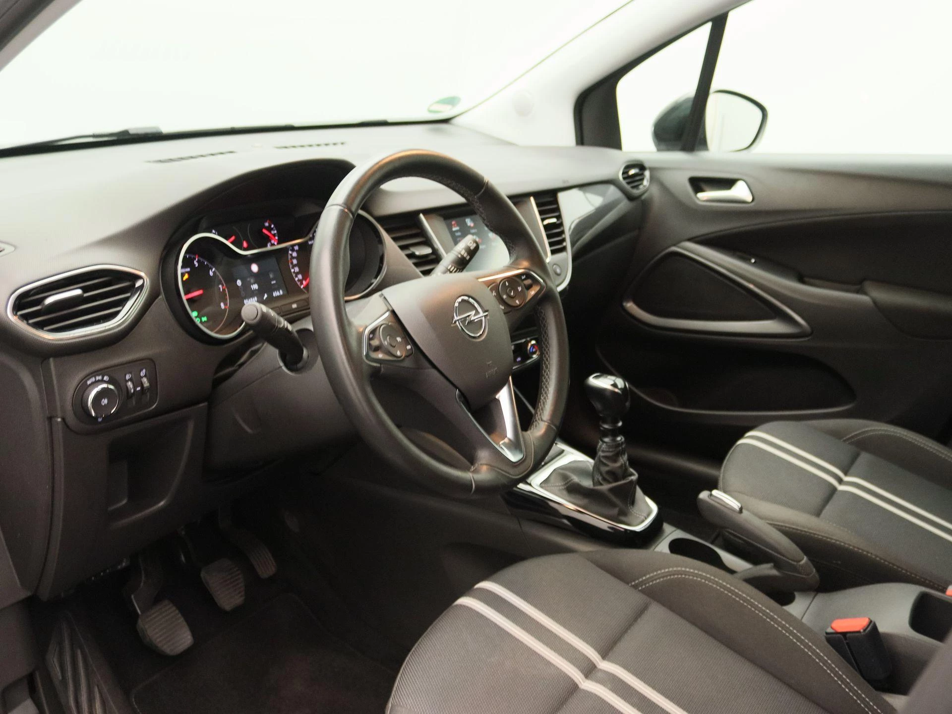 Opel-Crossland-image-22