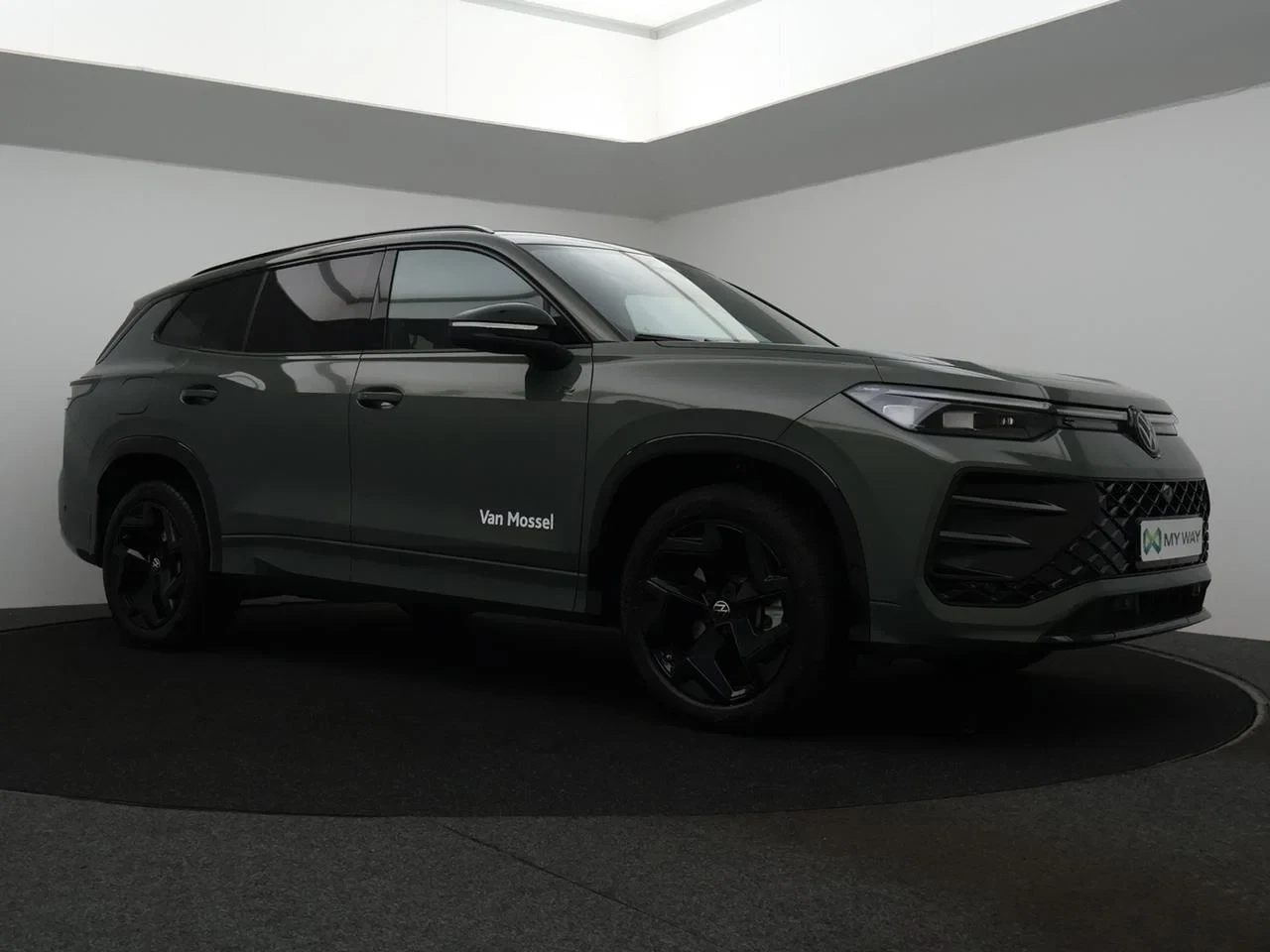Volkswagen-Tayron-image-2