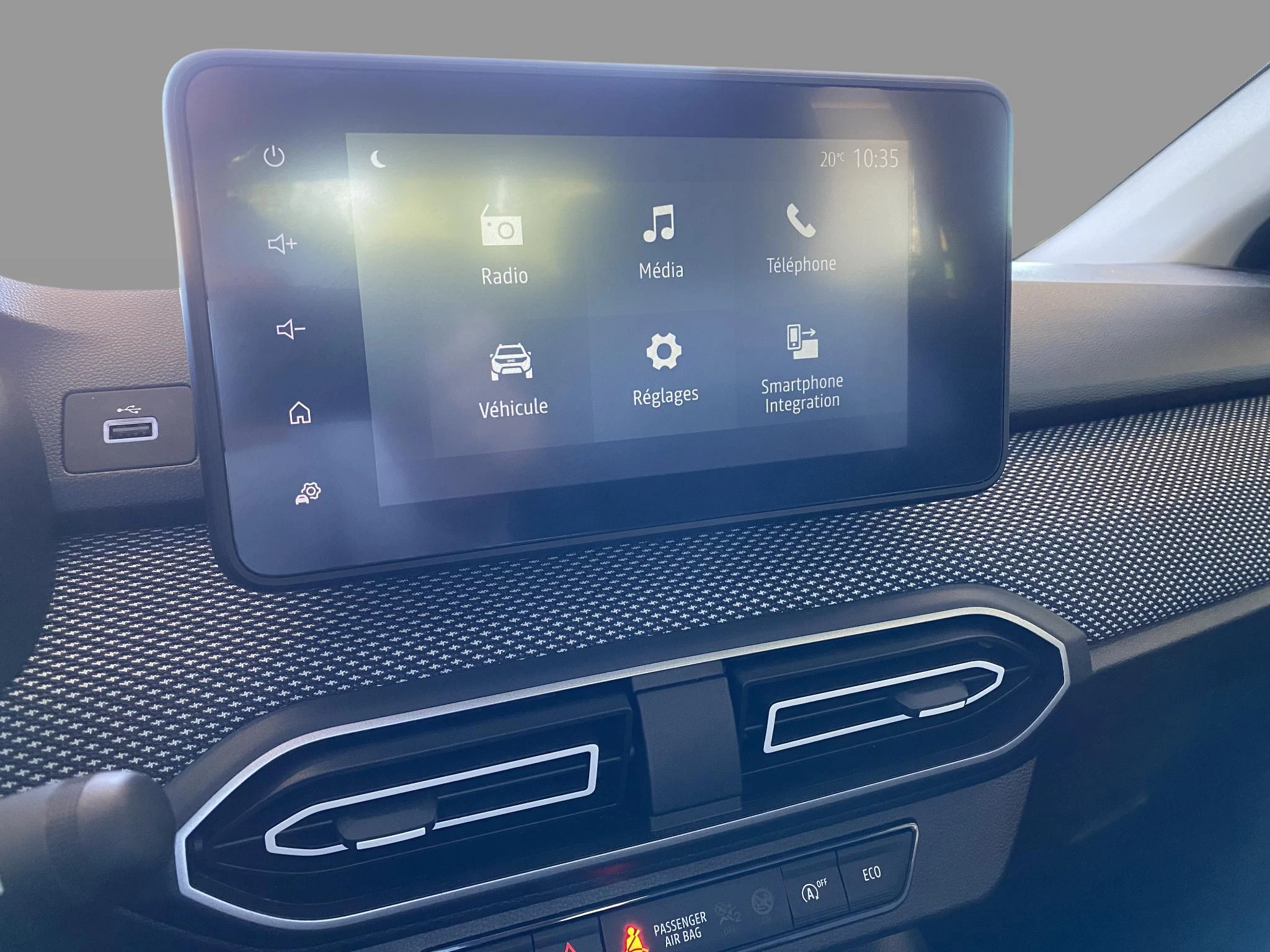 Dacia-Sandero-image-8