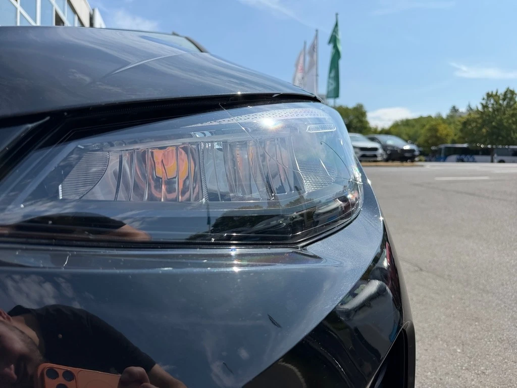 SEAT-Arona-image-1