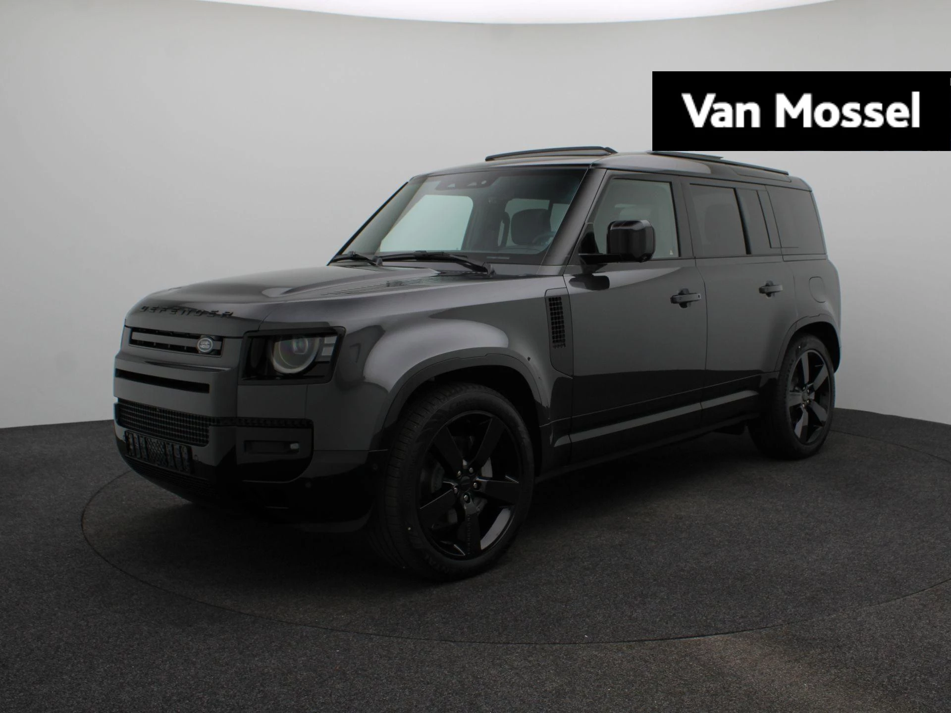 Land Rover-Defender-image-0