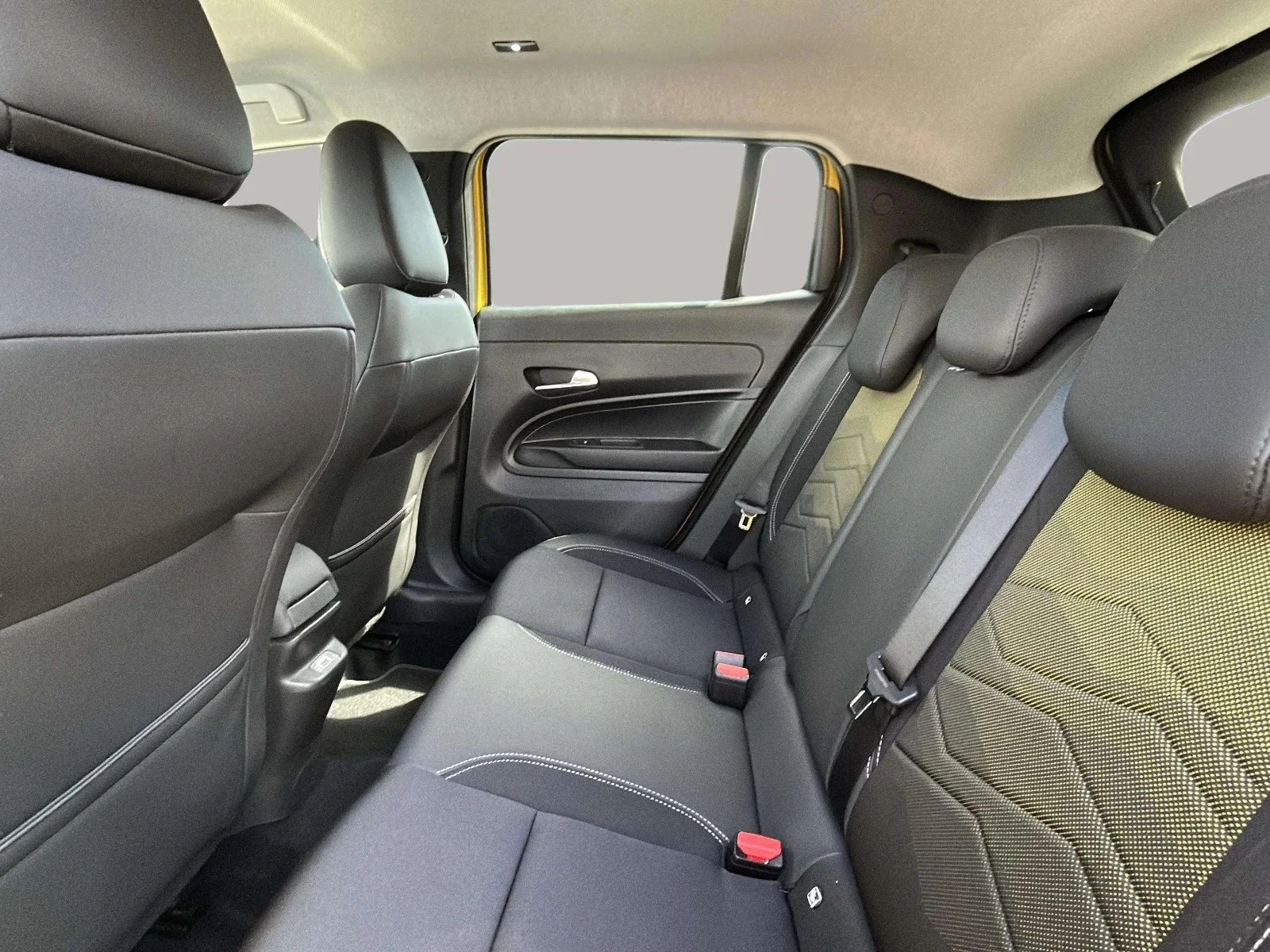 Jeep-Avenger-image-14