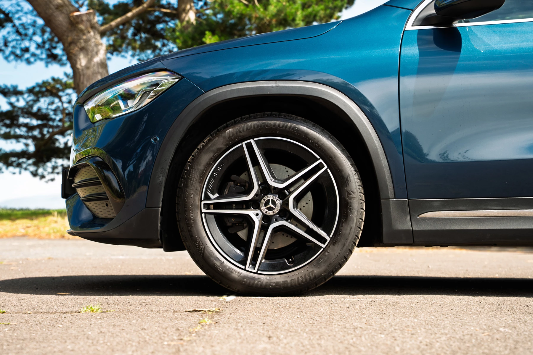 Mercedes-Benz-GLA-image-4