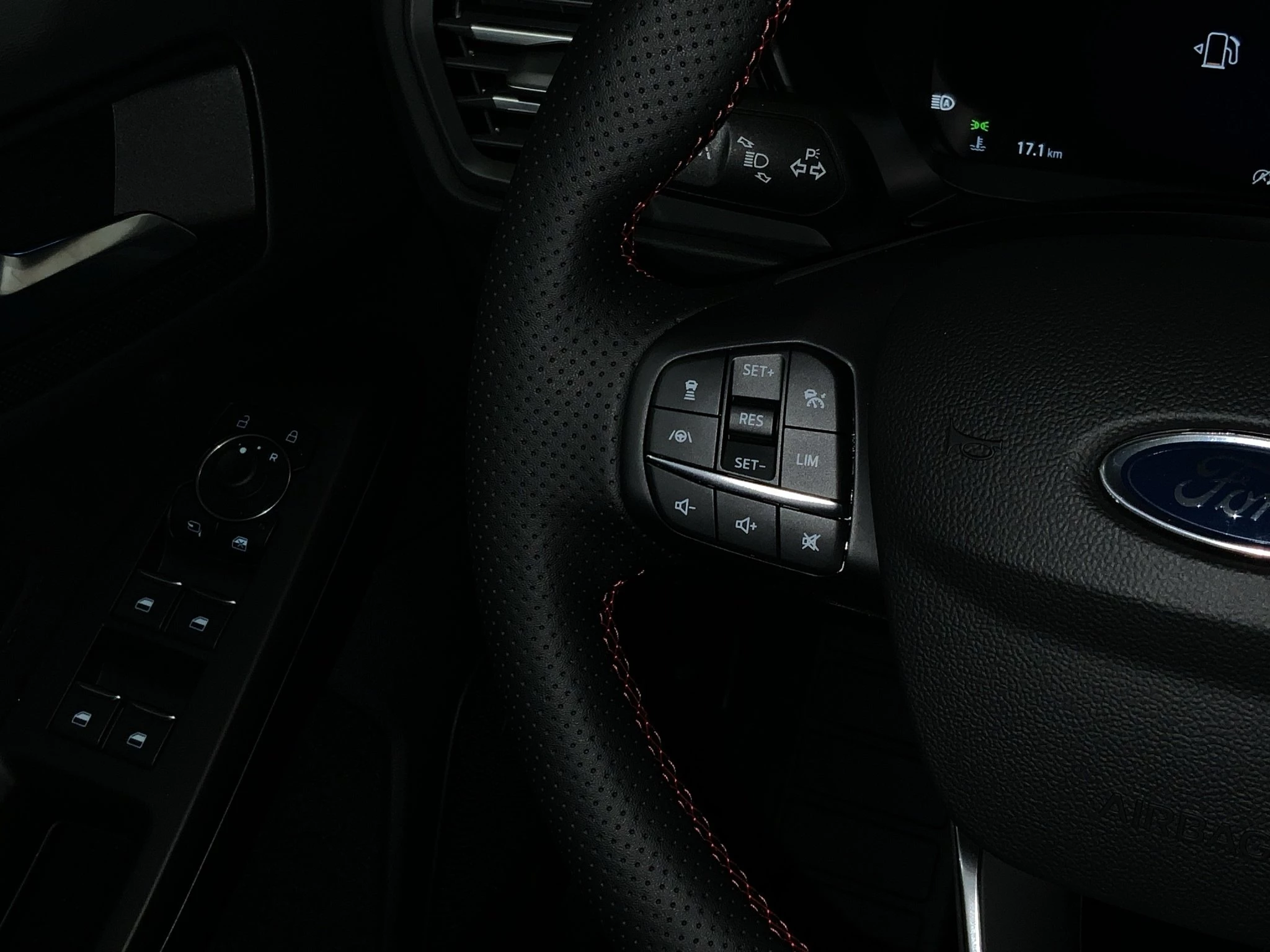 Ford Focus ST-Line X Turnier|HUD|AHK|RFK|ACC|NAVI