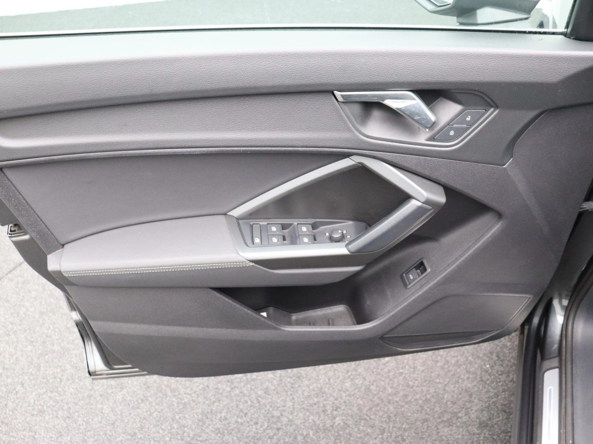 Audi-Q3-image-10
