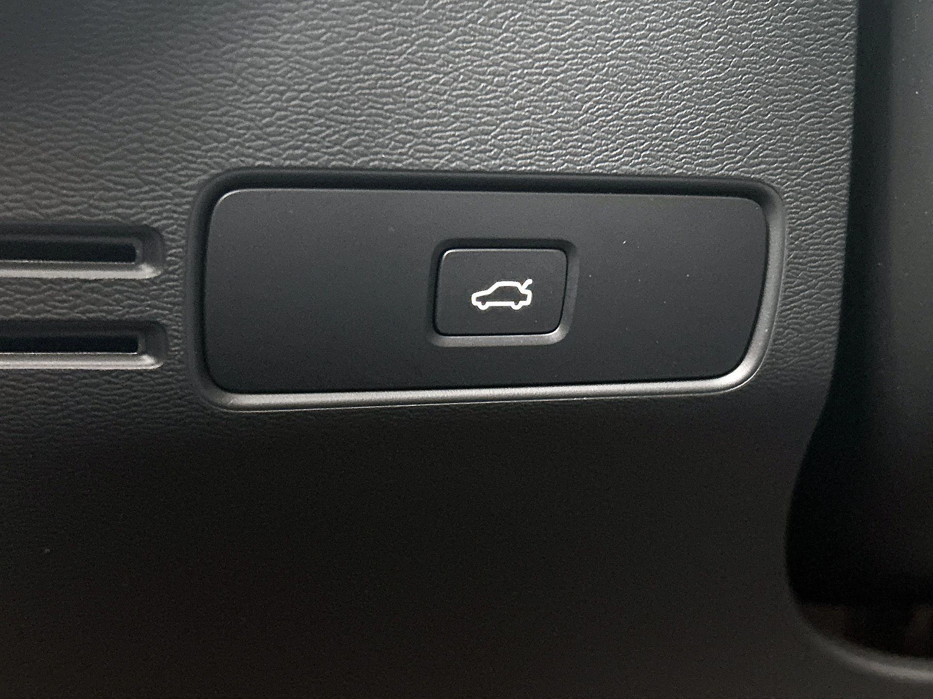 Volvo-XC40-image-16