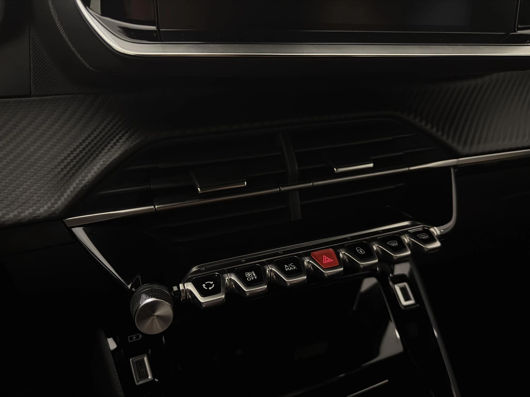 Peugeot-2008-image-16
