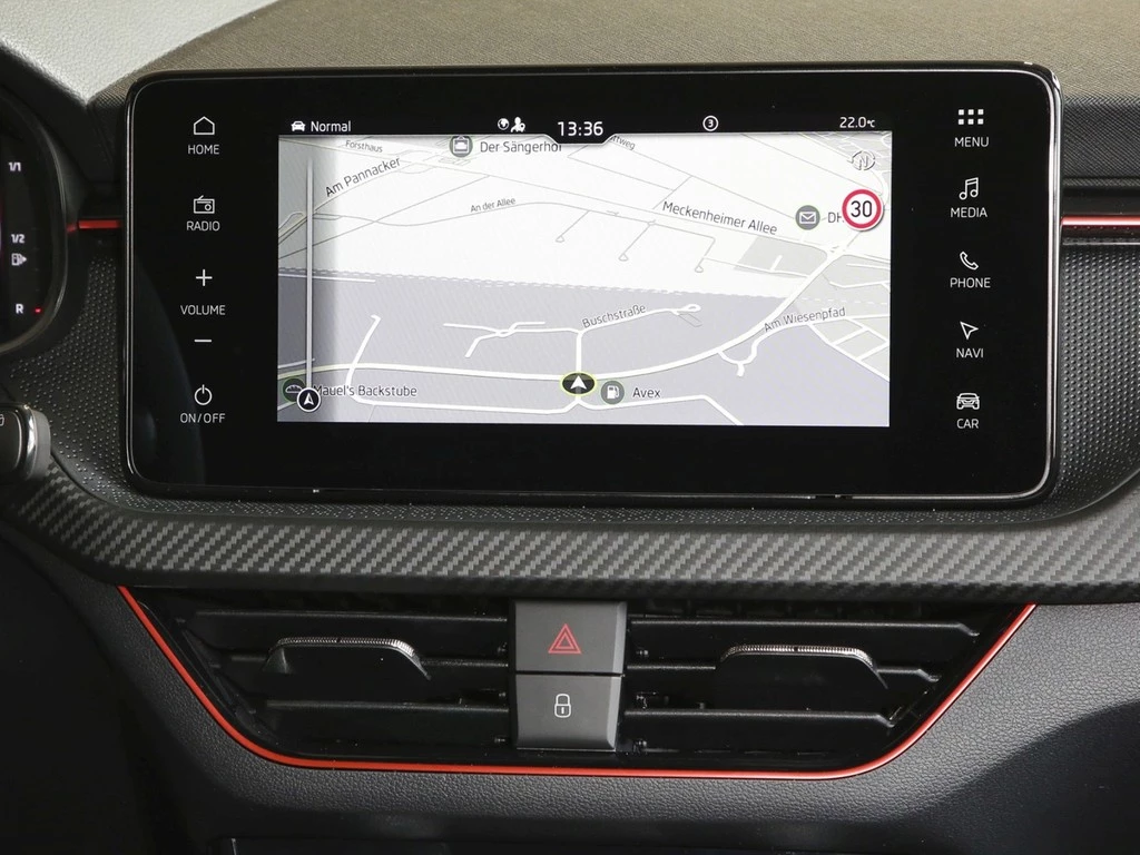 Škoda Kamiq Monte Carlo 1.5 UPE 44.560 AHK Infotain