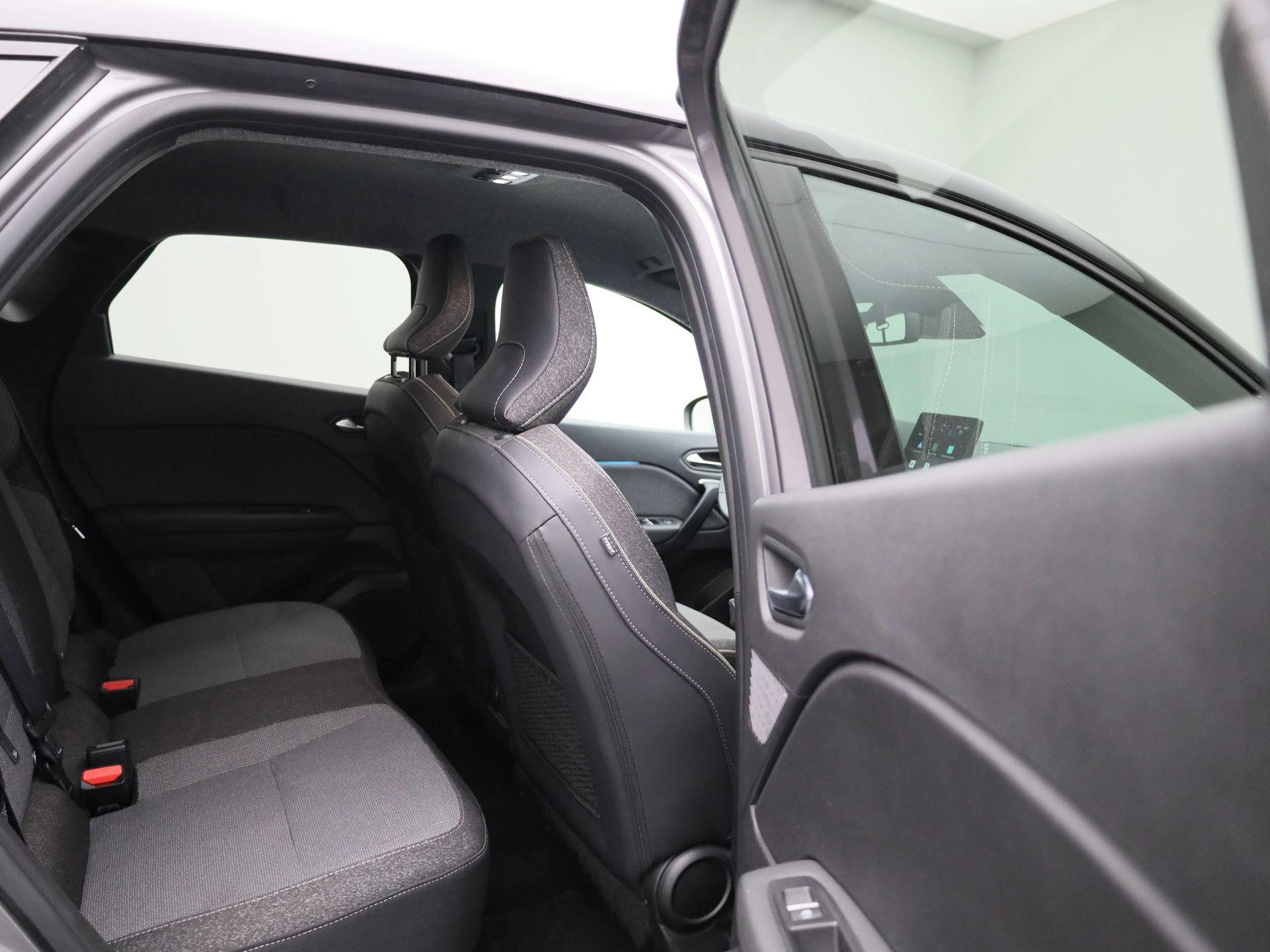 Renault-Captur-image-34