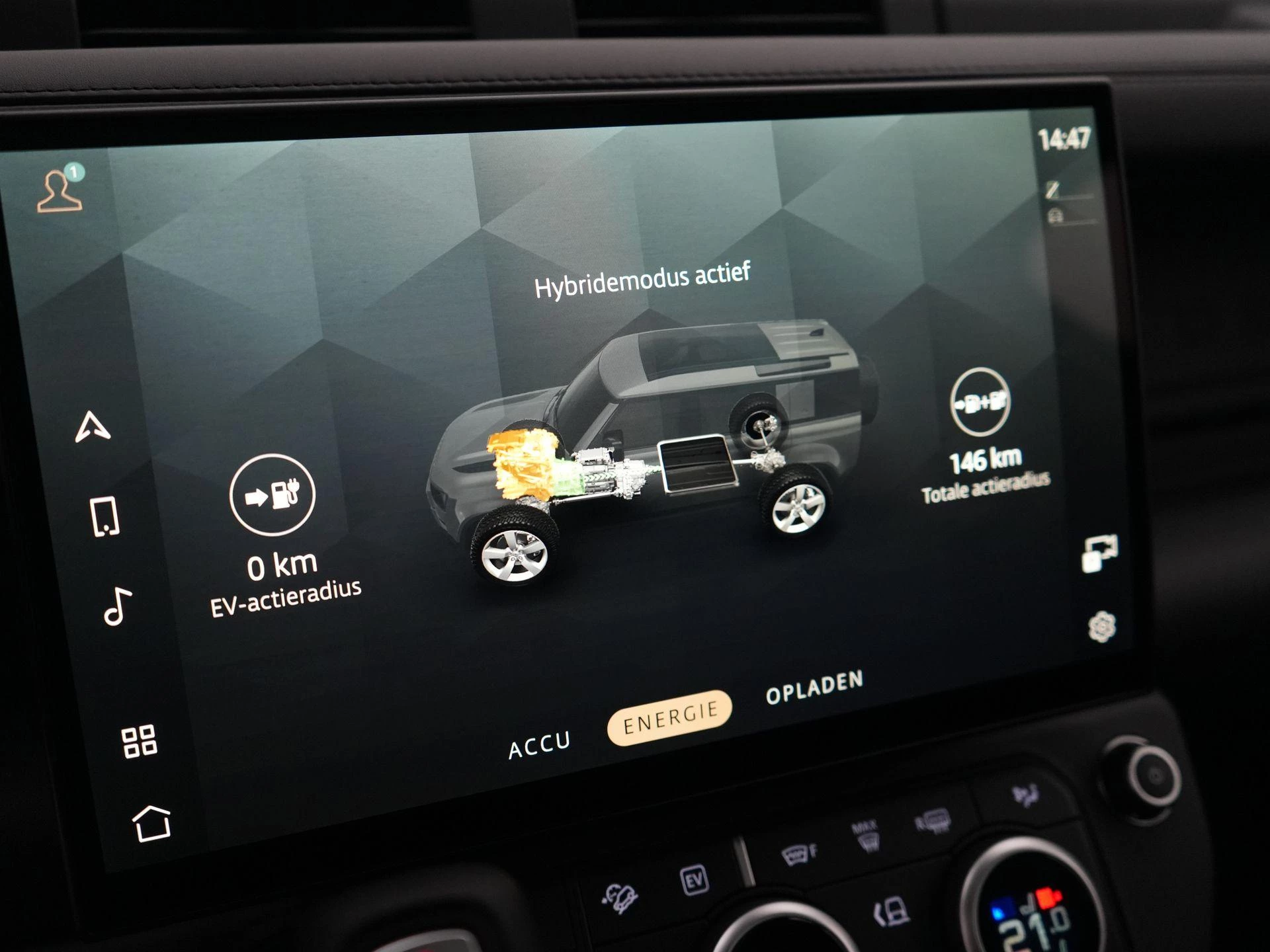 Land Rover-Defender-image-27