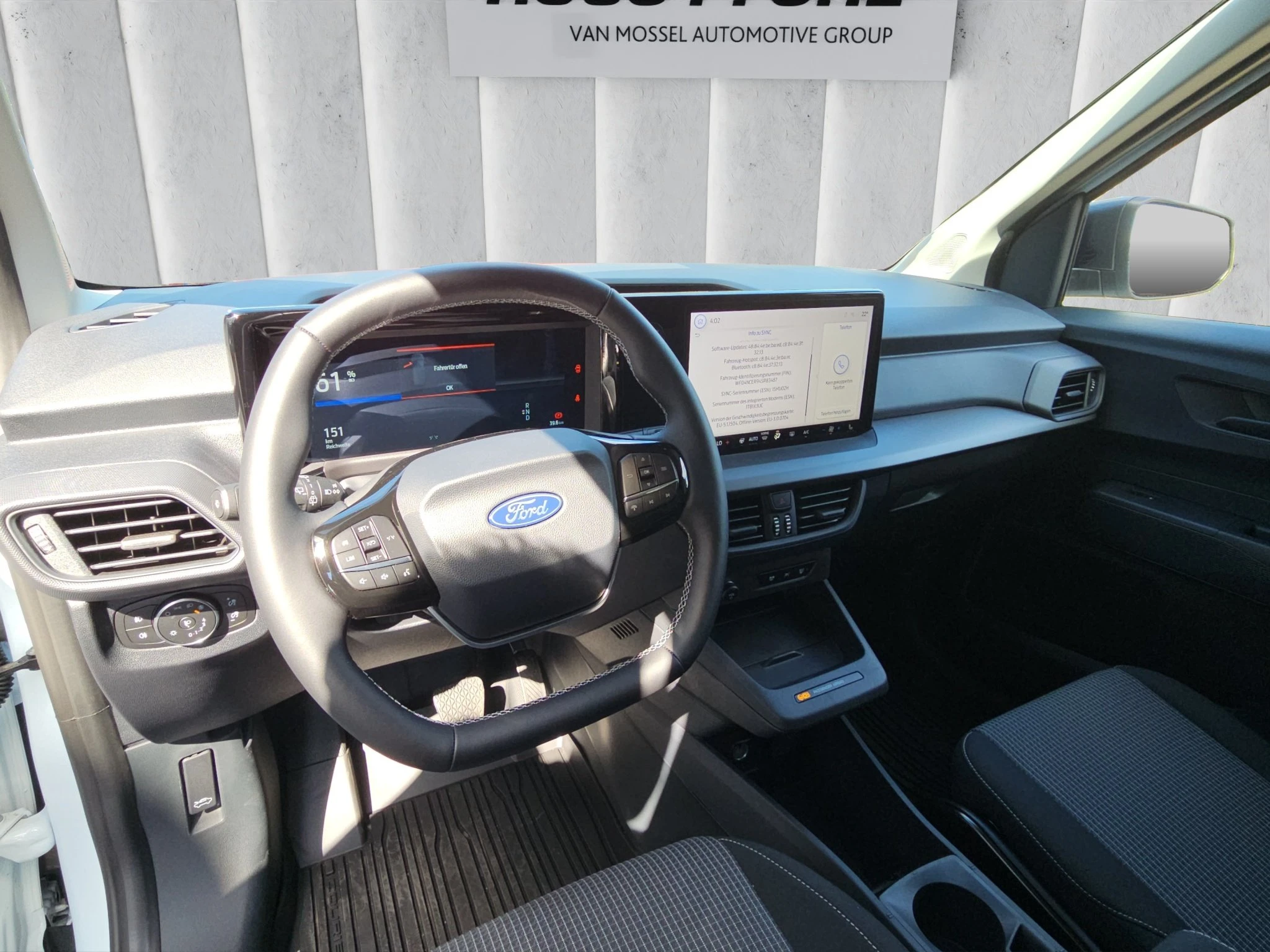 Ford Transit Courier Trend Elektro 100 kW Aut. | GJR | RFK | SHZ | PDC | Klima