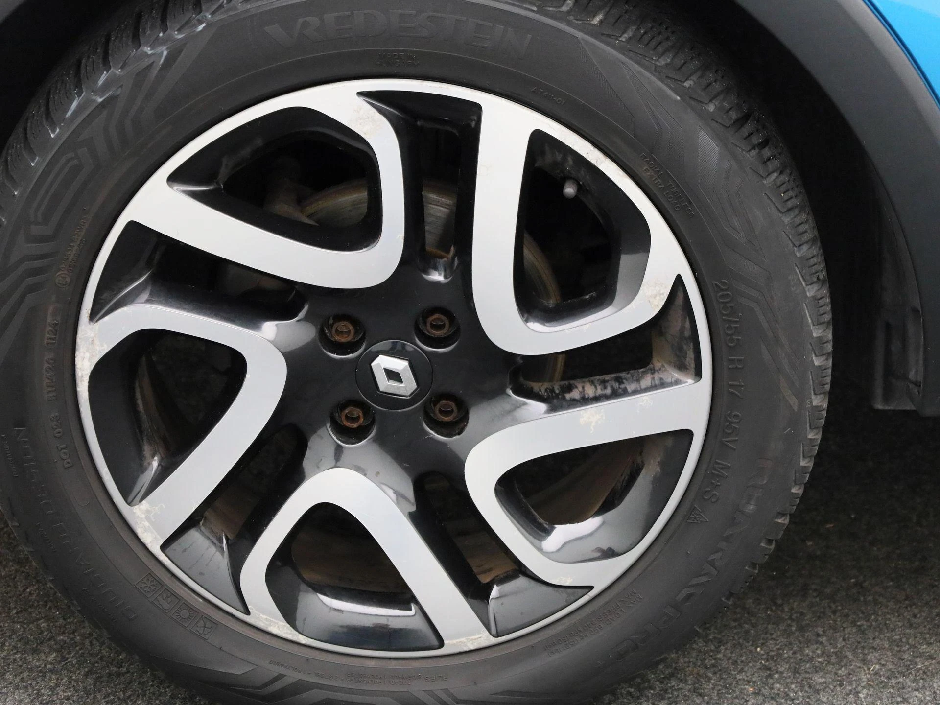 Renault-Captur-image-12