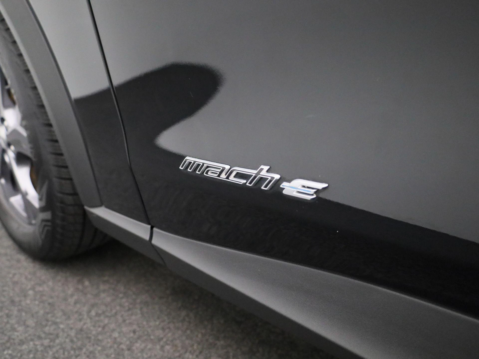 Ford-Mustang Mach-E-image-29