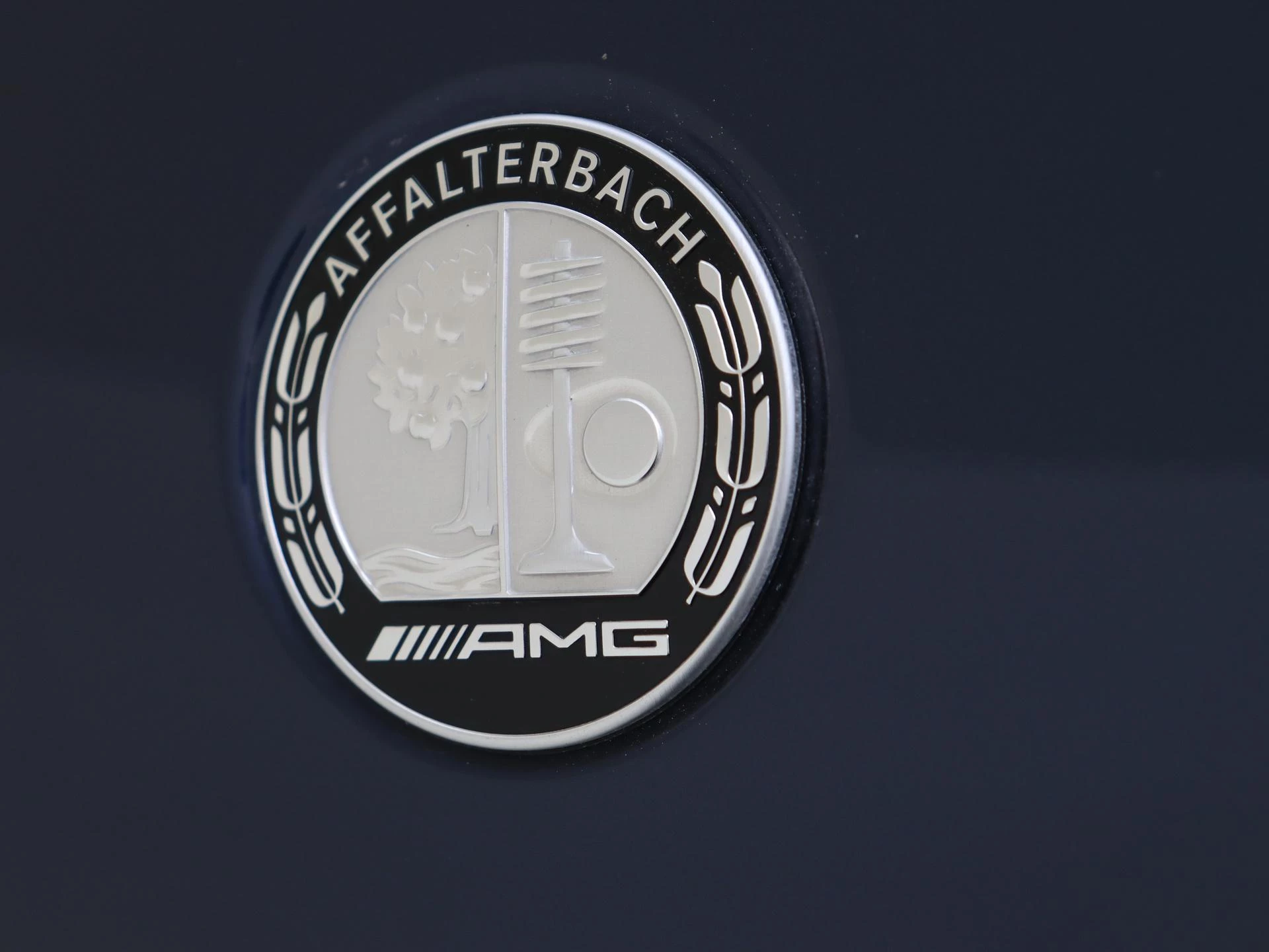Mercedes-Benz-GLE-image-41