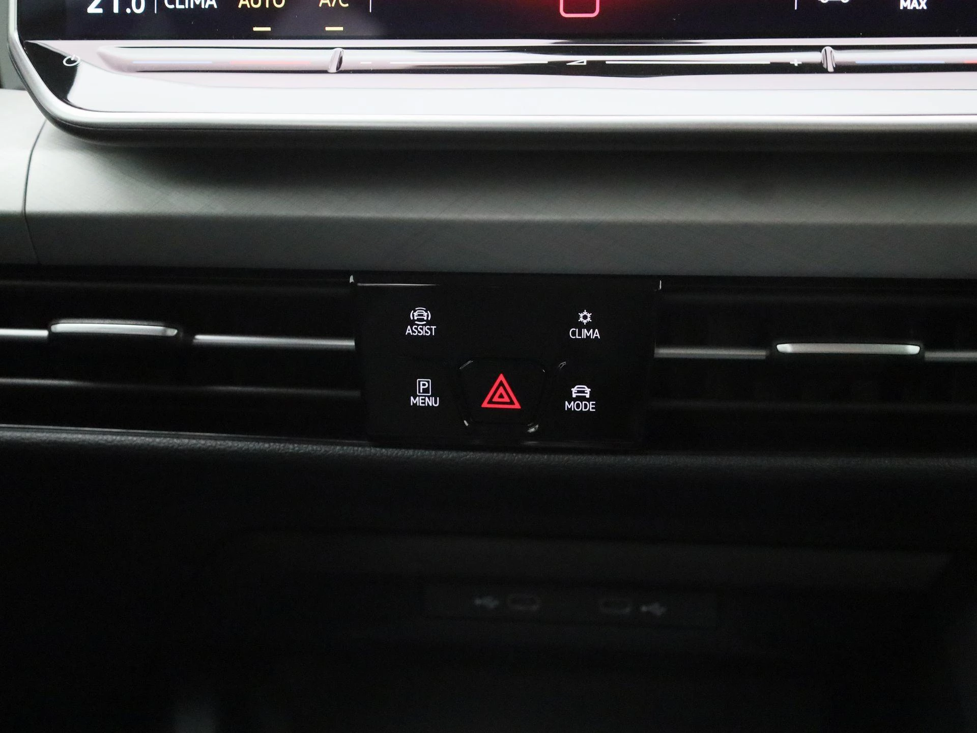 Volkswagen-Golf-image-9