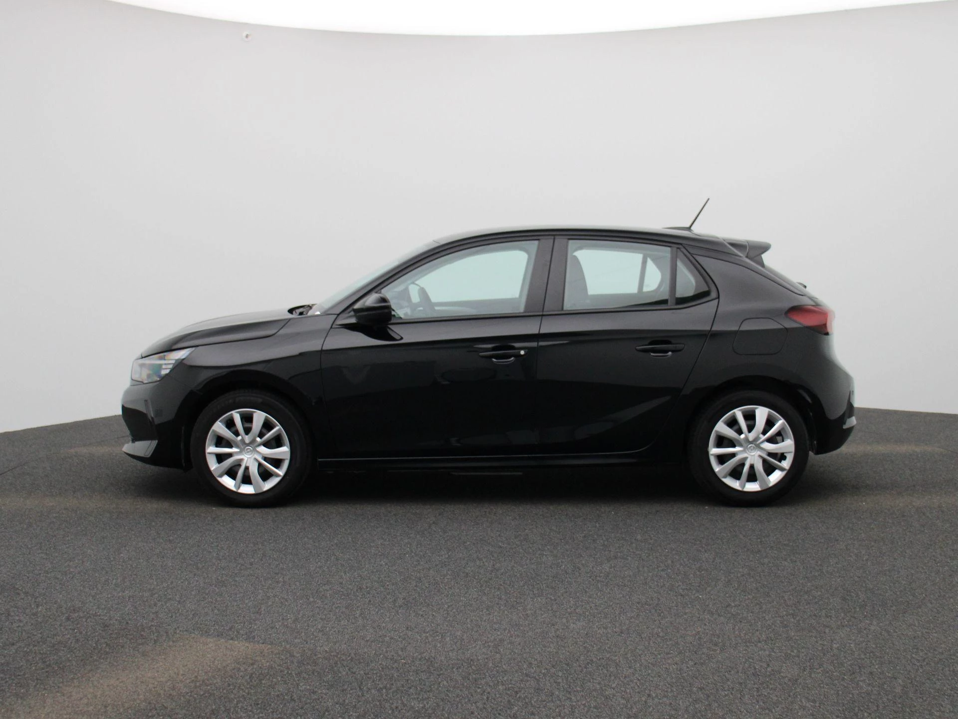 Opel-Corsa-image-1