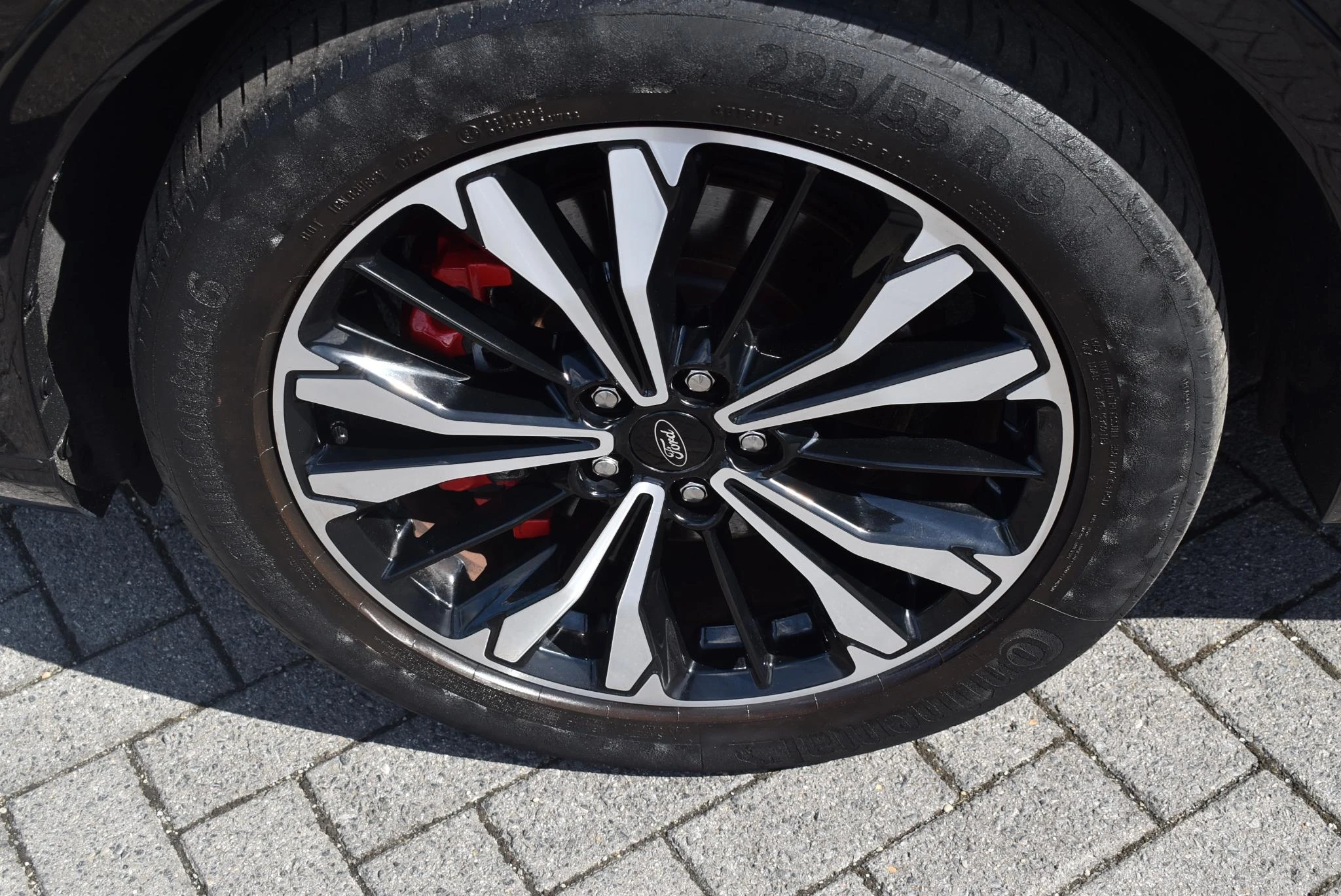 Ford-Kuga-image-9