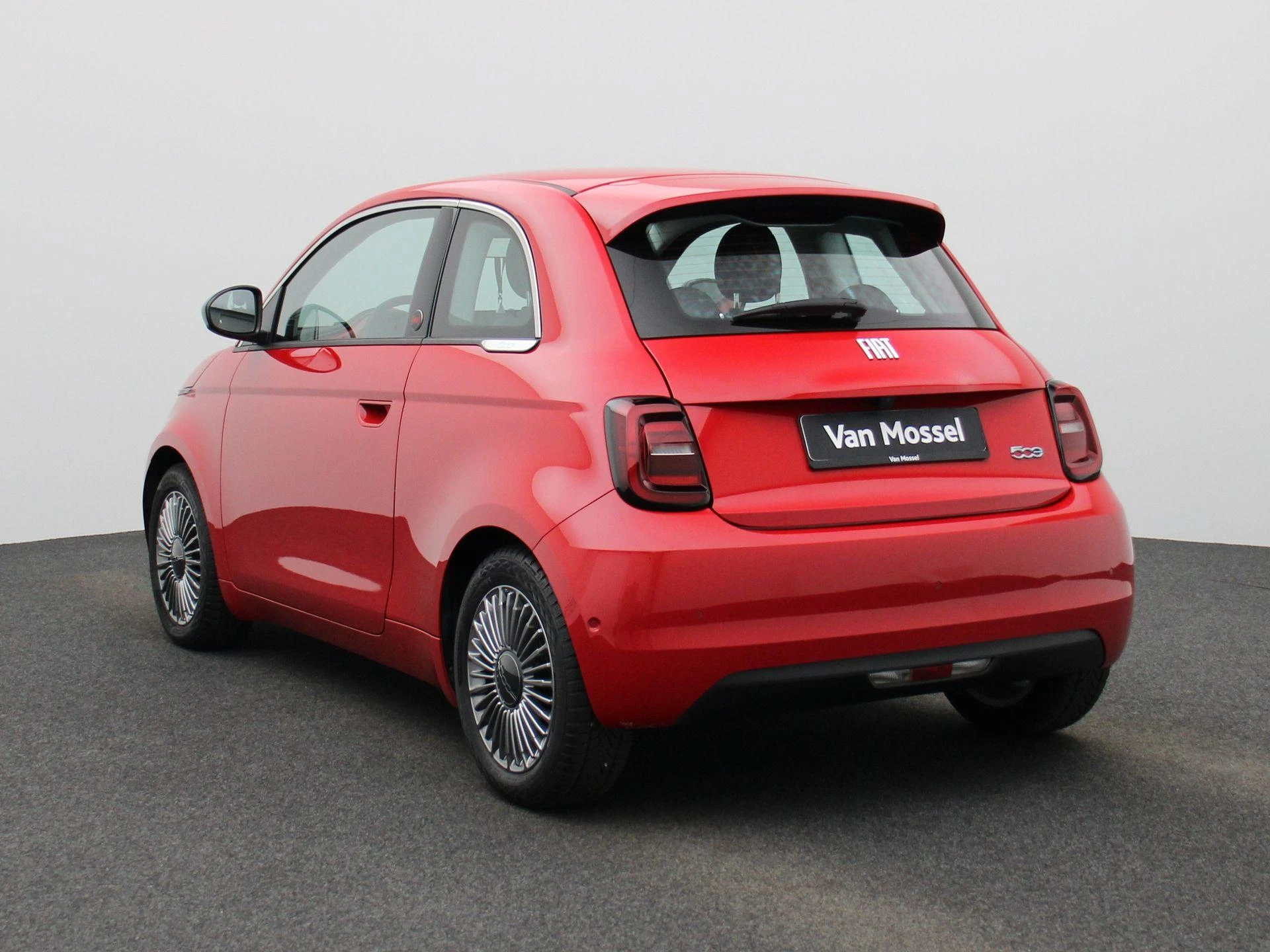 Fiat-500e-image-2
