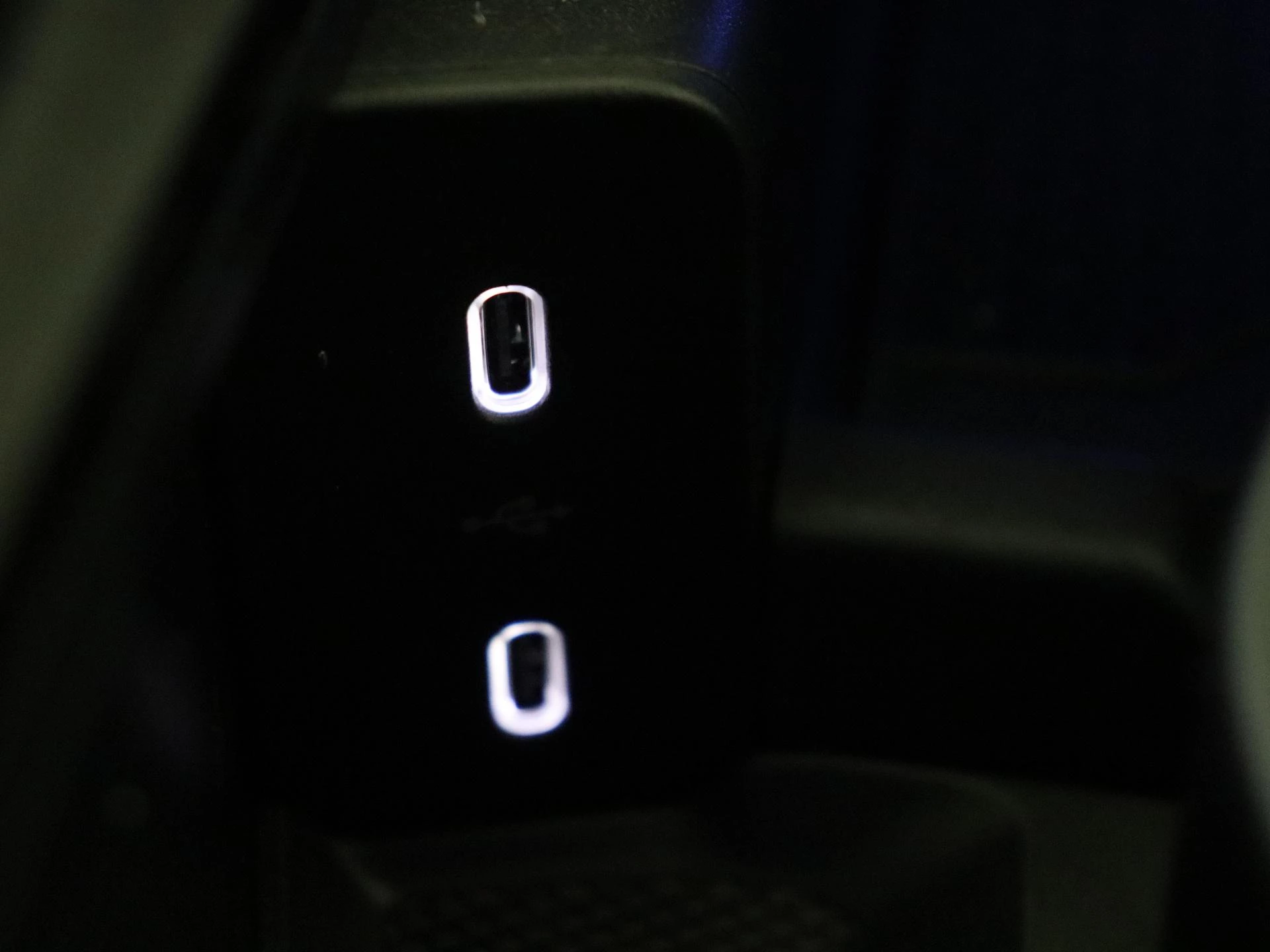 Mercedes-Benz-E-Klasse-image-22