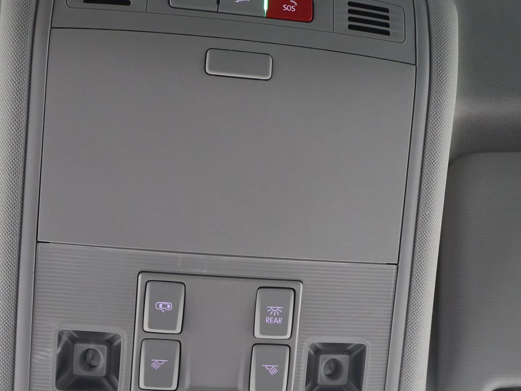 Volkswagen-Tiguan-image-27