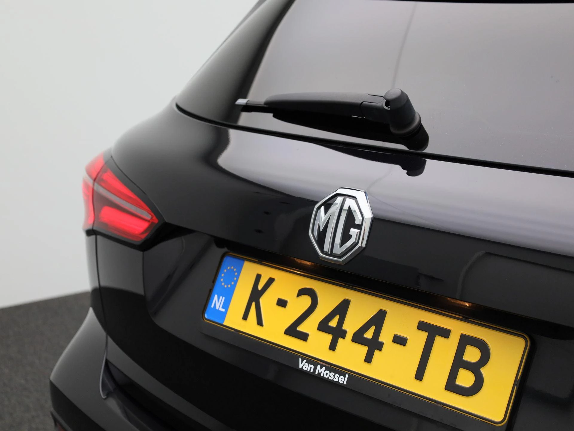 MG-EHS-image-48