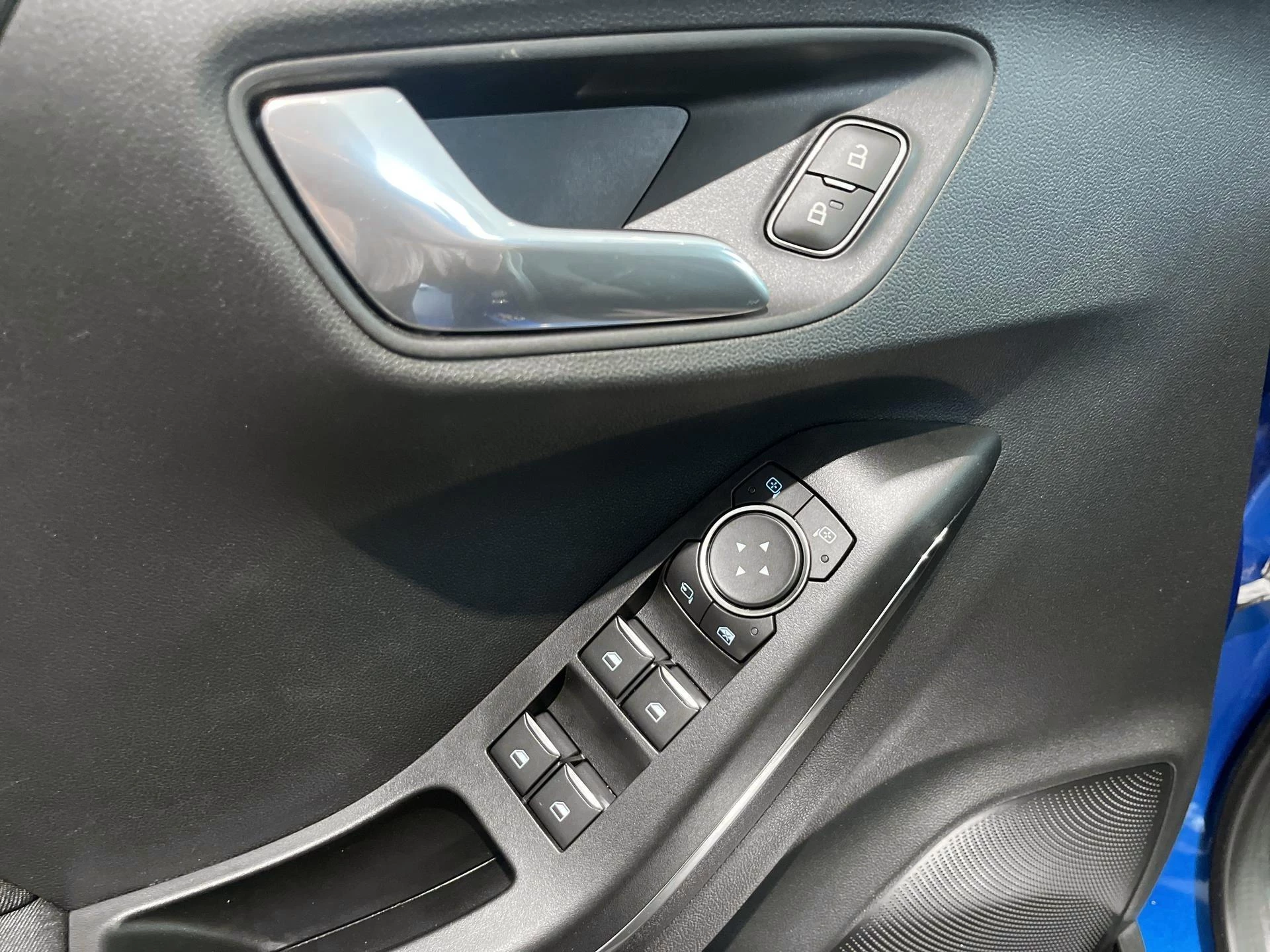 Ford Puma 1.0i Ecoboost MHEV 92kW Aut. Titanium